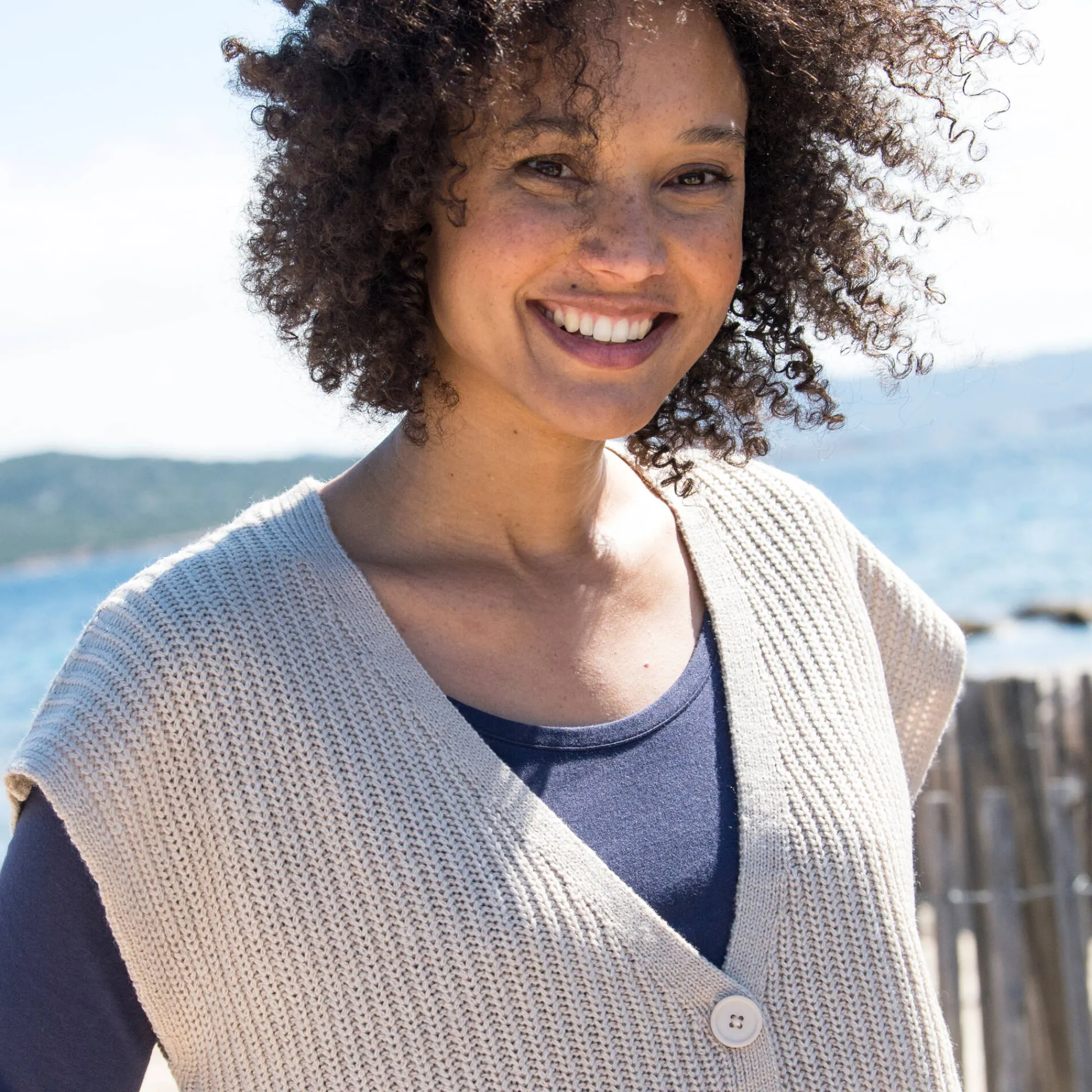 Trui En Vest<Blancheporte Mouwloos vest met knopen chiné beige