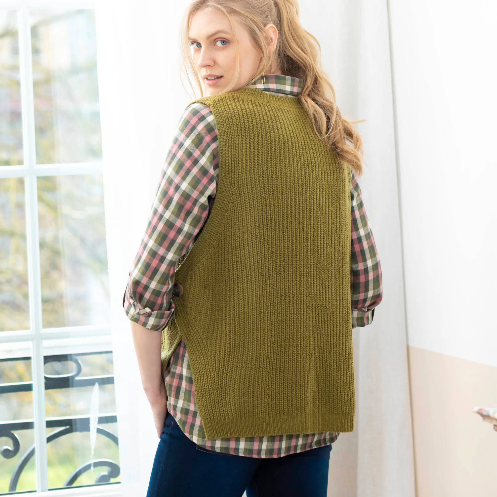 Trui En Vest<Blancheporte Mouwloze trui in tricot olijfgroen