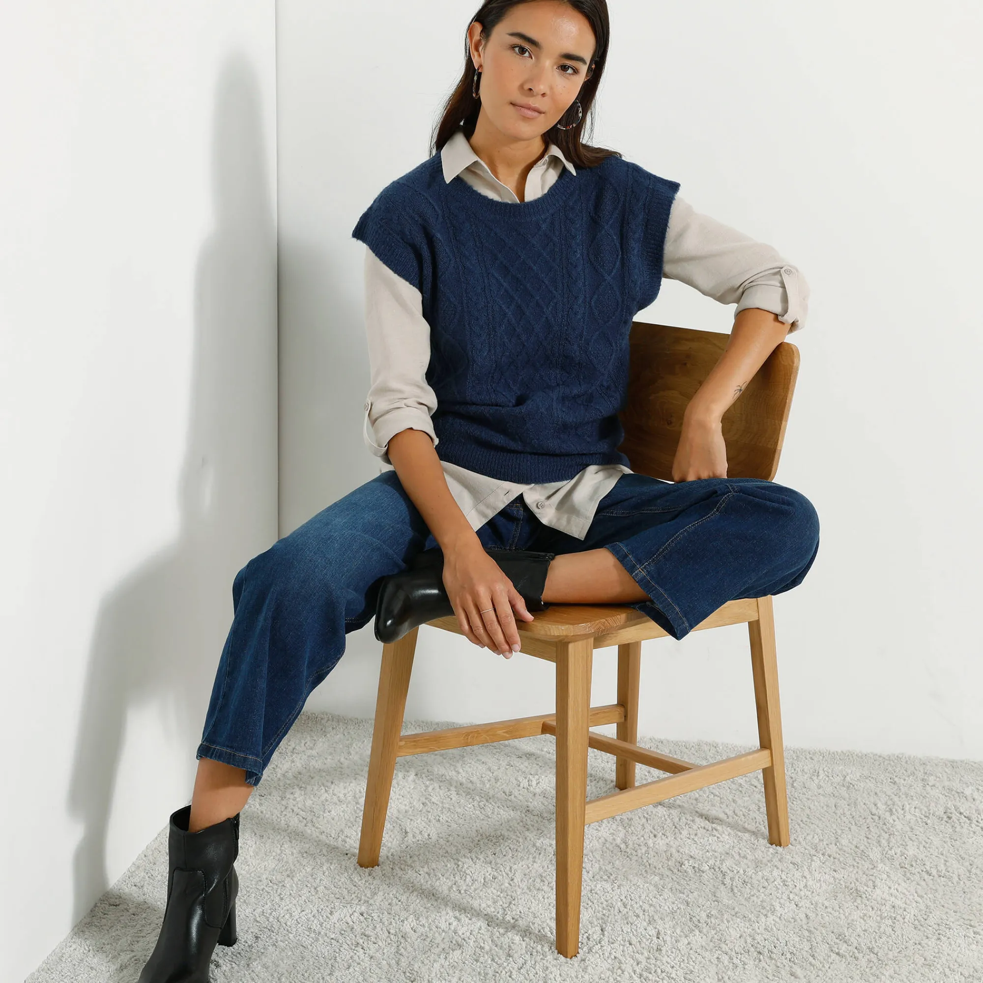 Trui En Vest<Blancheporte Mouwloze trui met kabelmotieven en afhangende schouders marine