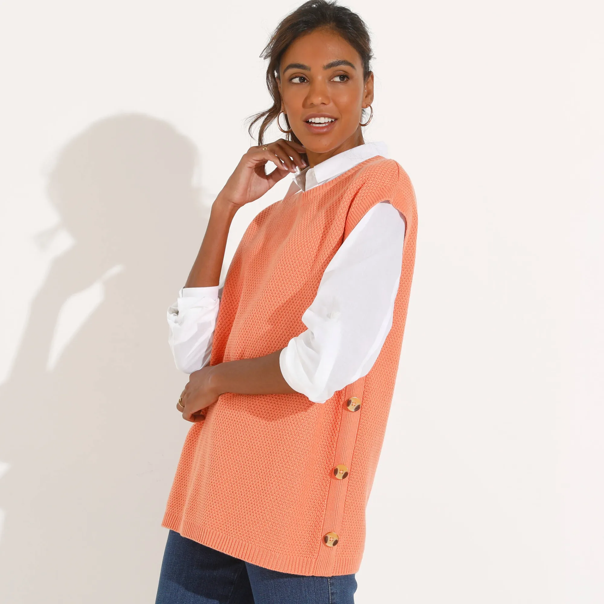 Trui En Vest<Blancheporte Mouwloze tuniektrui met knopen in hoornstijl, fantasietricot abrikoos