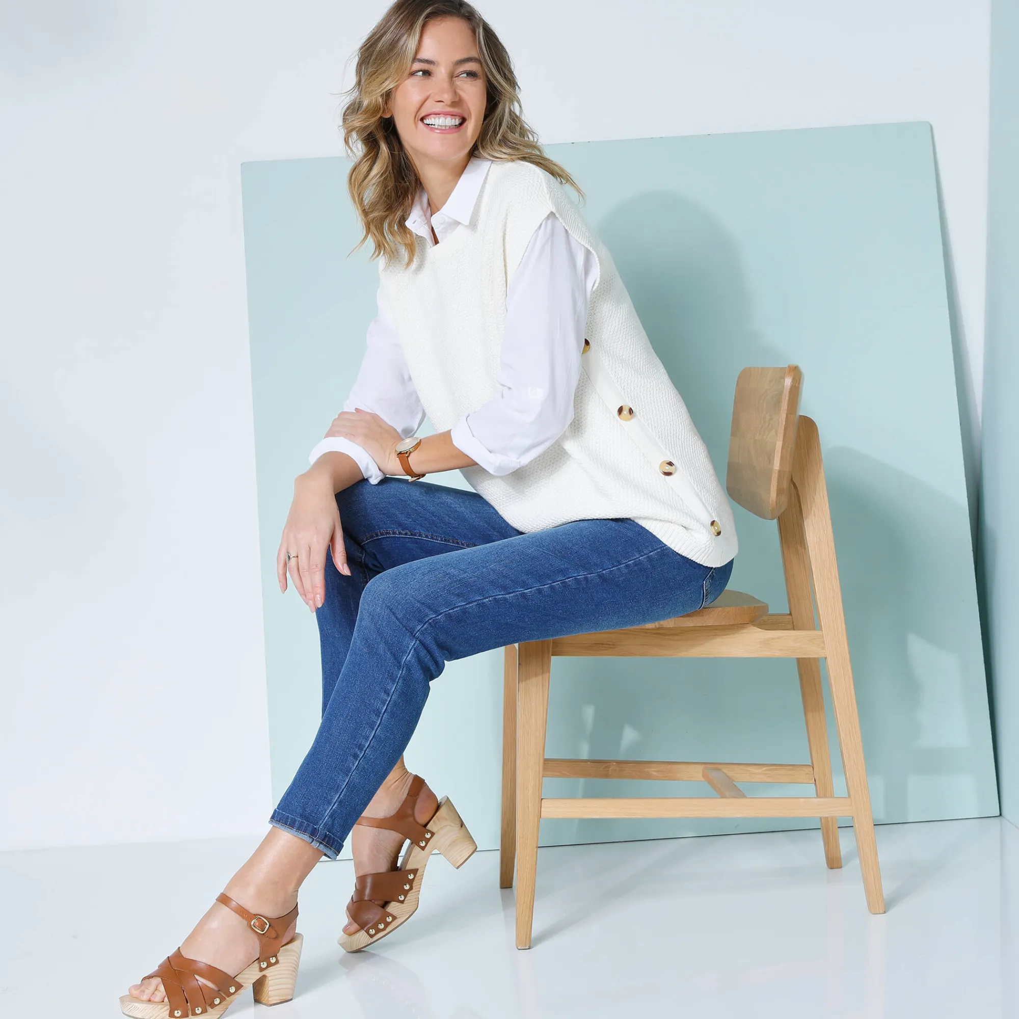 Trui En Vest<Blancheporte Mouwloze tuniektrui met knopen in hoornstijl, fantasietricot ecru