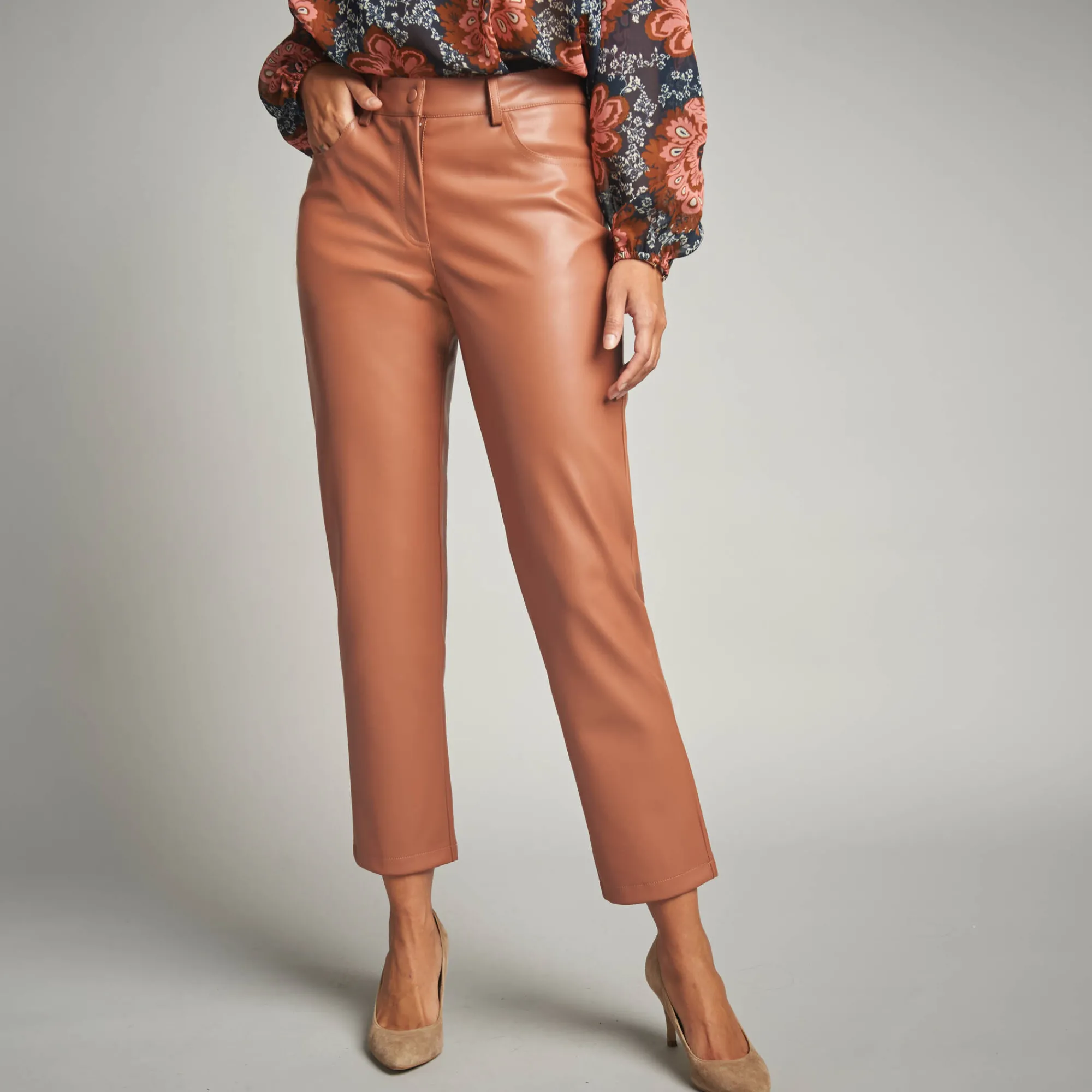 Broek<Lora Zellini Nauwsluitende 7/8-broek, gecoat aspect karamel