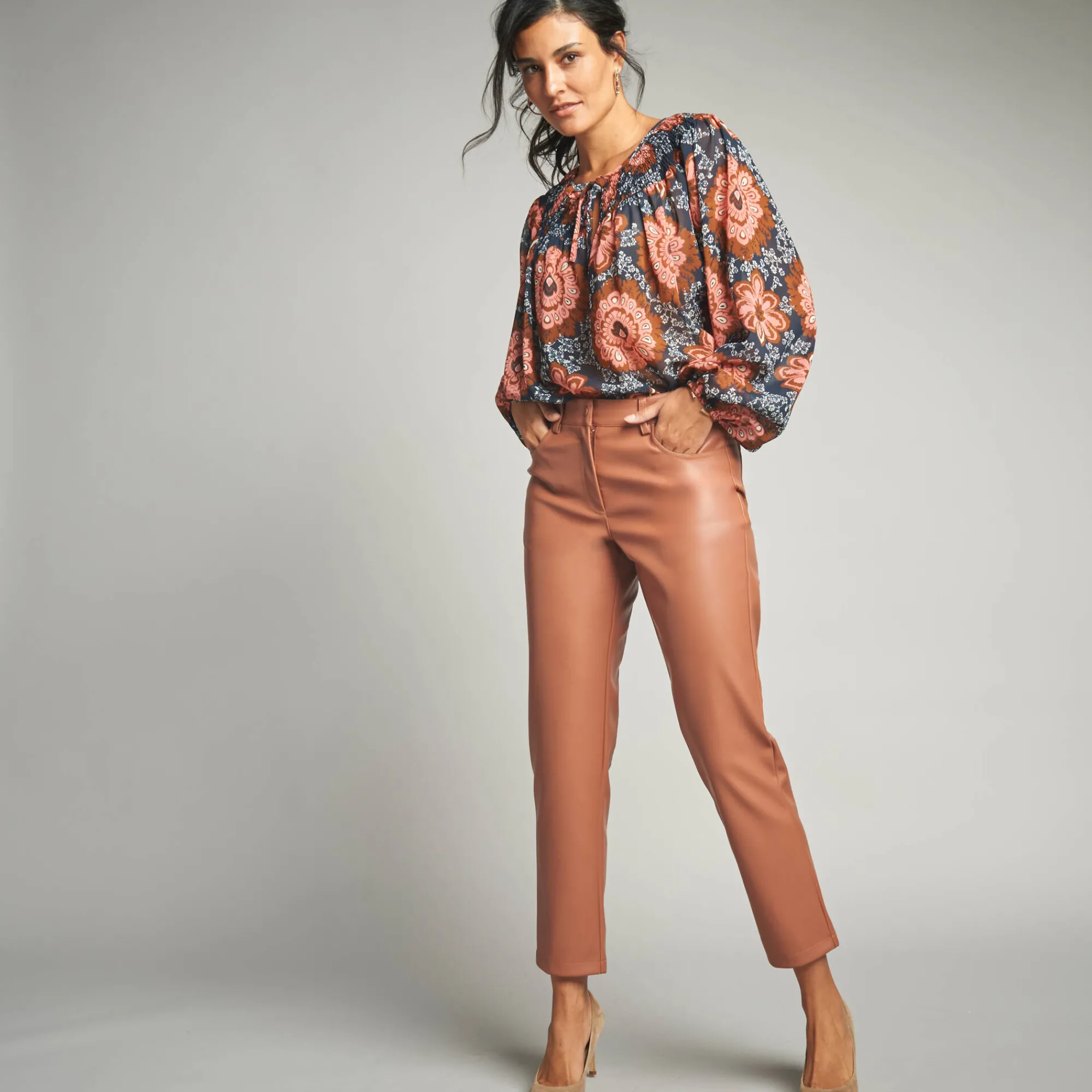 Broek<Lora Zellini Nauwsluitende 7/8-broek, gecoat aspect karamel