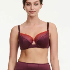 Beha<Chantelle Omhullende beha in tricot en kant 'Tattoo love' - met beugels pruim