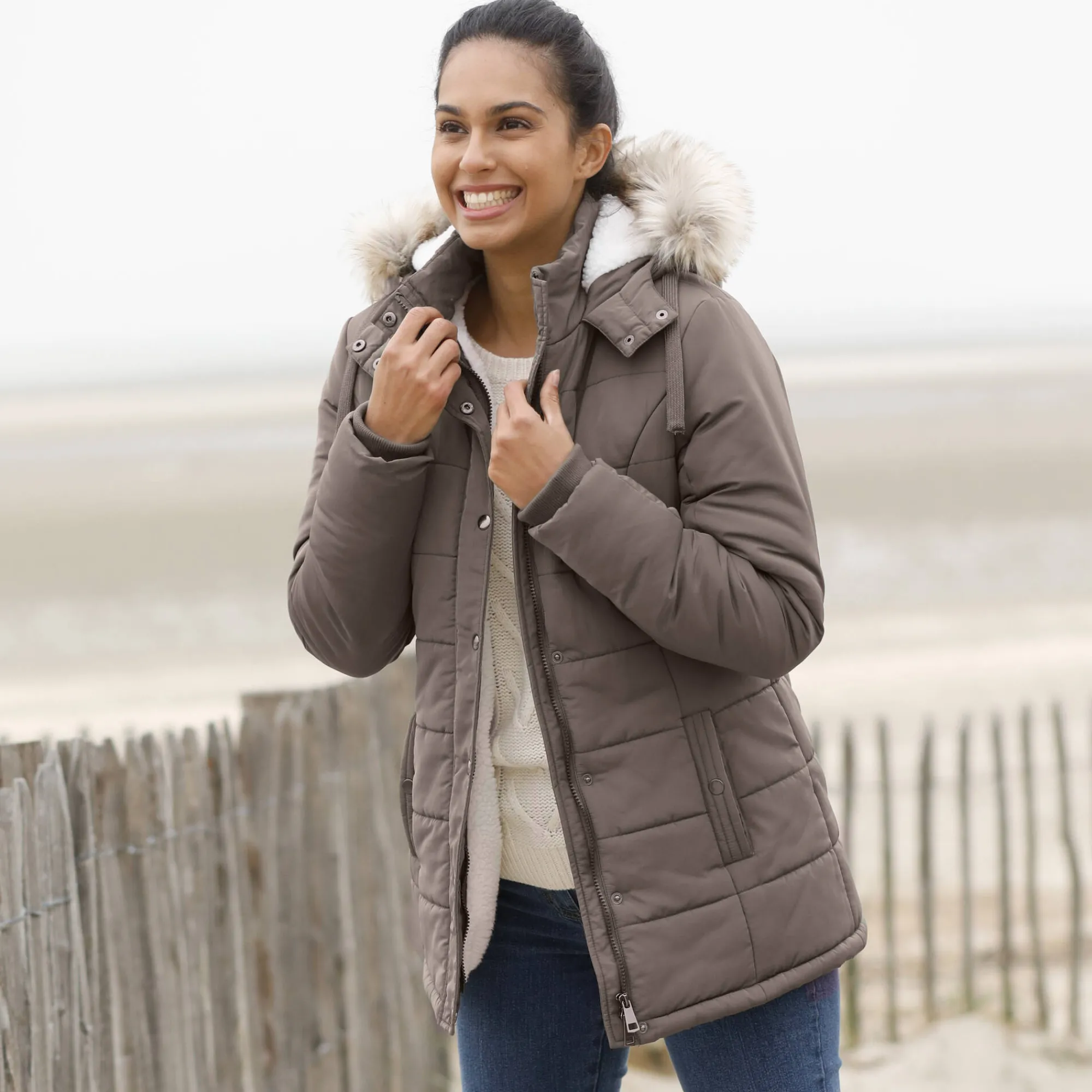 Parka En Donsjas<Blancheporte Ondoorlatende gewatteerde jas met kap donkertaupe