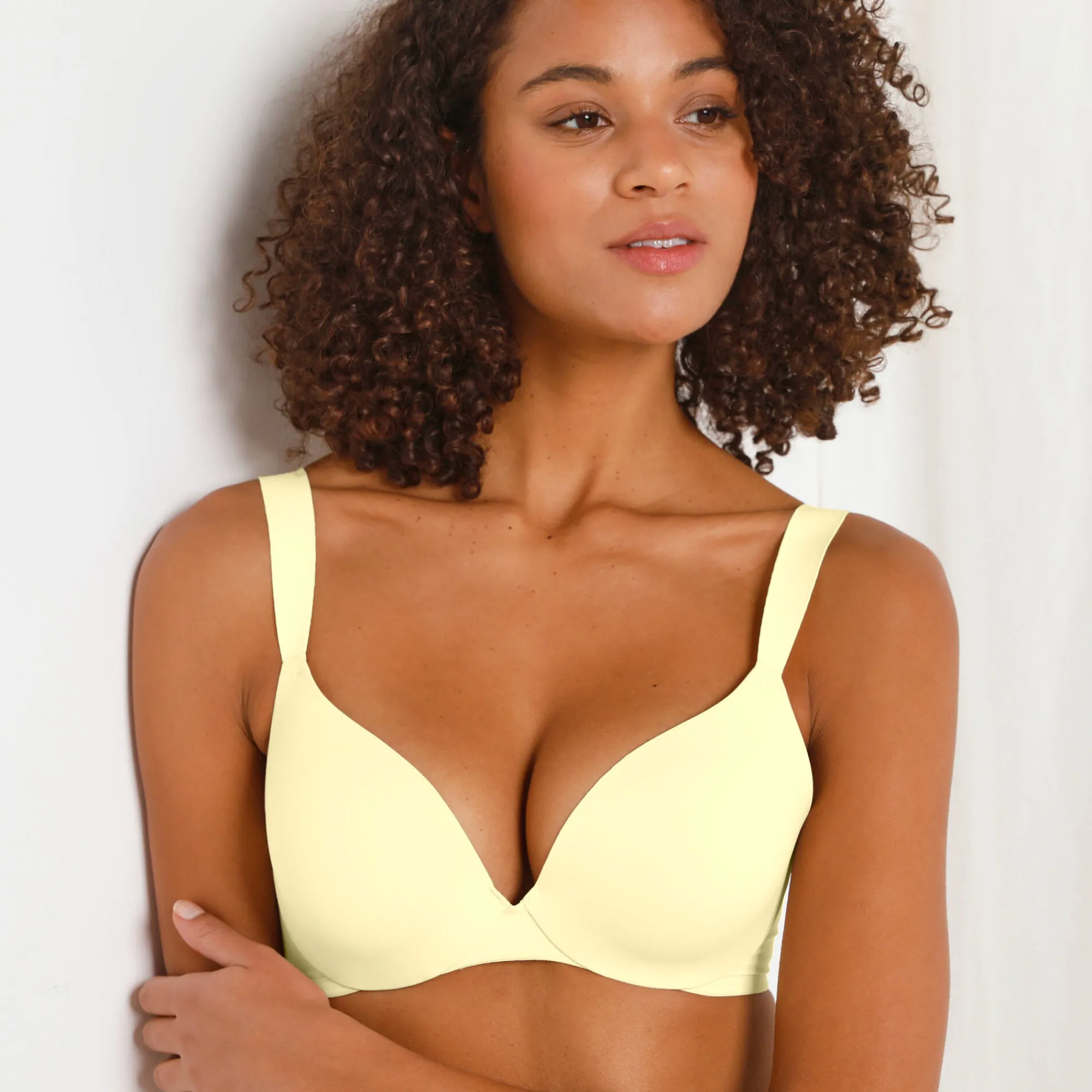 Beha<Triumph Onzichtbare beha "Body Make-up illusion" - met soepele beugels geel