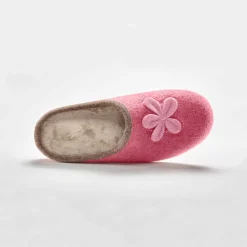 Sloffen|Sloffen<Blancheporte Pantoffels met opgelegde bloem - comfortabele breedte framboos