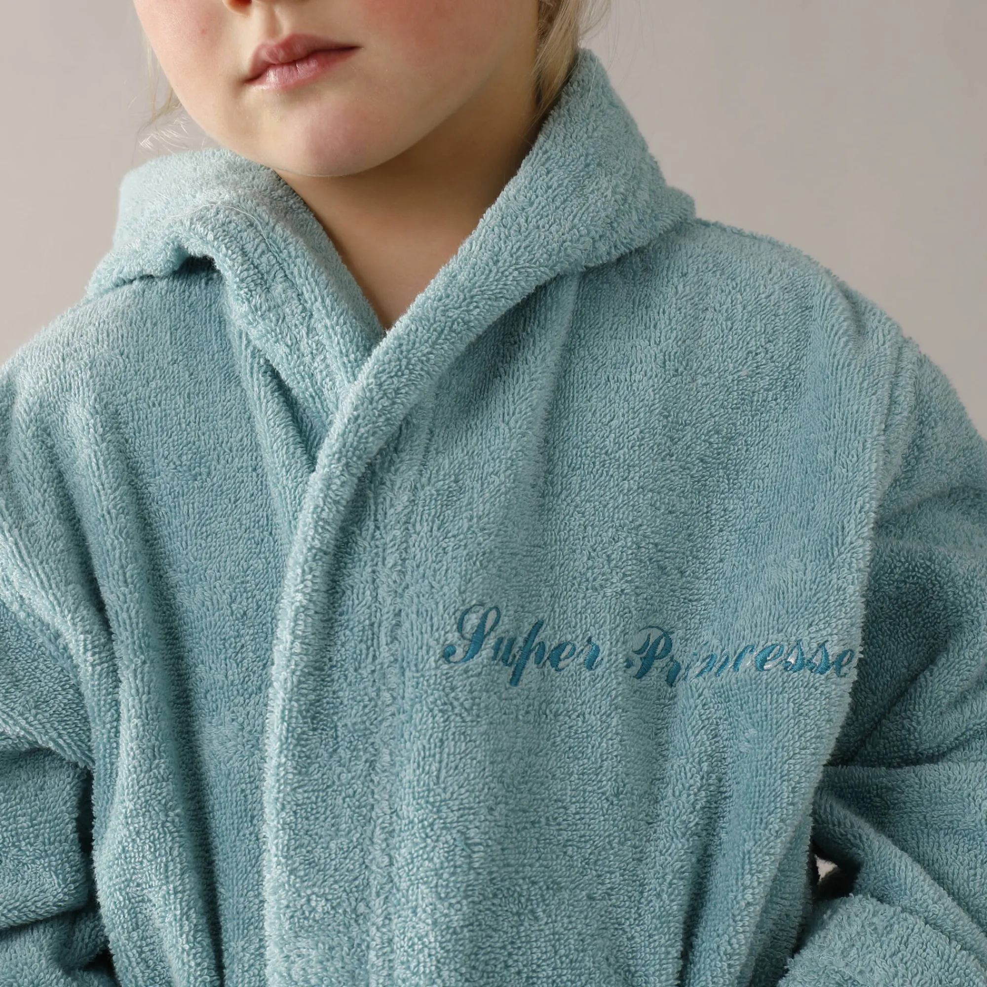 Badjas|Handdoek En Badlaken Kids<Colombine des petits Personaliseerbare badjas met kap in badstof, kinderen watergroen
