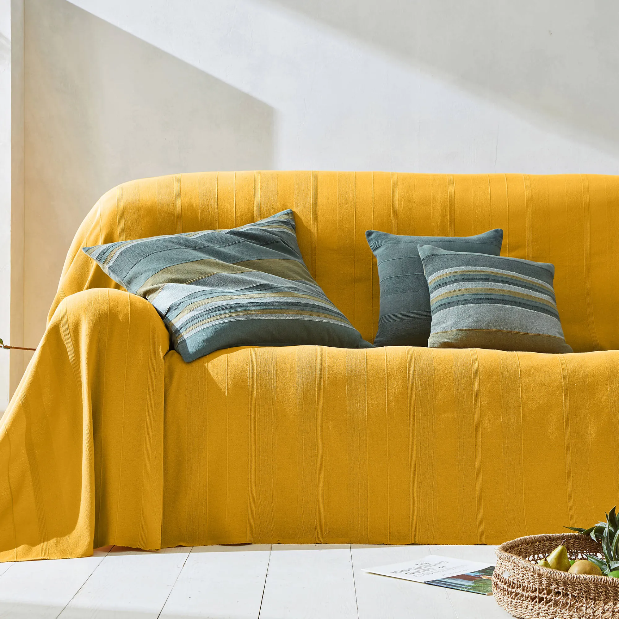 Zeildoekstof<Blancheporte Plaid of sprei, effen katoen met artisanaal weefsel kerrie