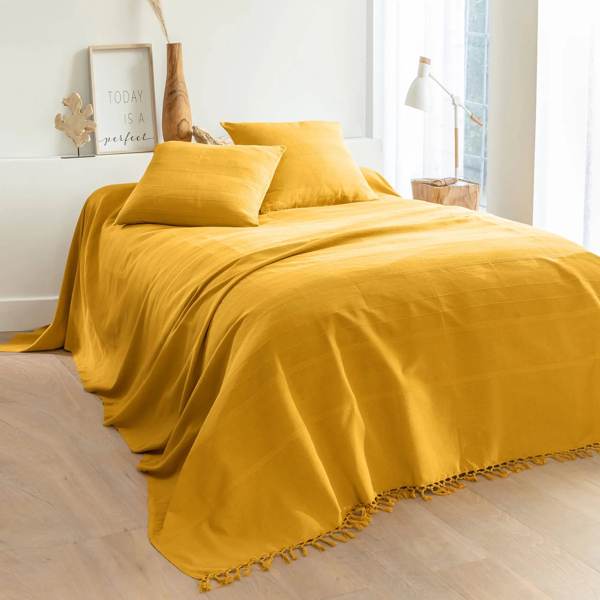 Zeildoekstof<Blancheporte Plaid of sprei, effen katoen met artisanaal weefsel kerrie