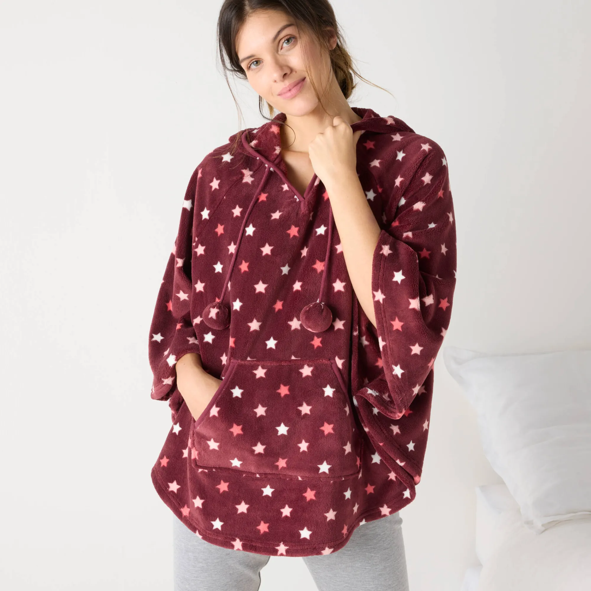 Peignoir En Kamerjas<Blancheporte Poncho in fleece met pluchetouch en kap bordeaux / koraal