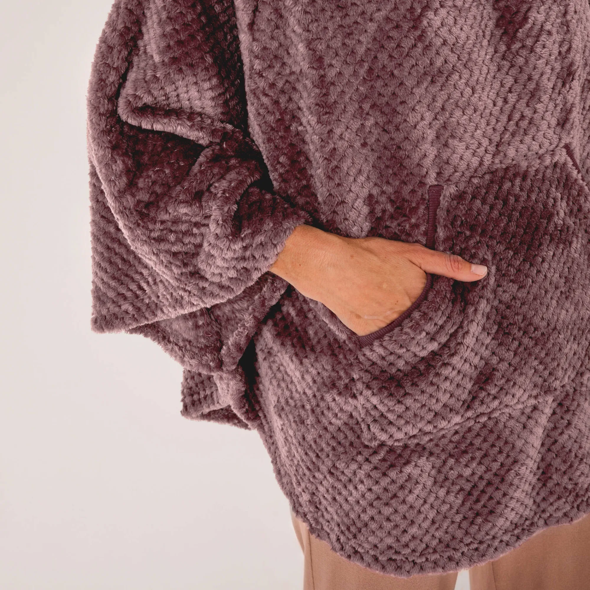Peignoir En Kamerjas<Blancheporte Poncho in fleecetricot met textuur, opstaande kraag taupe