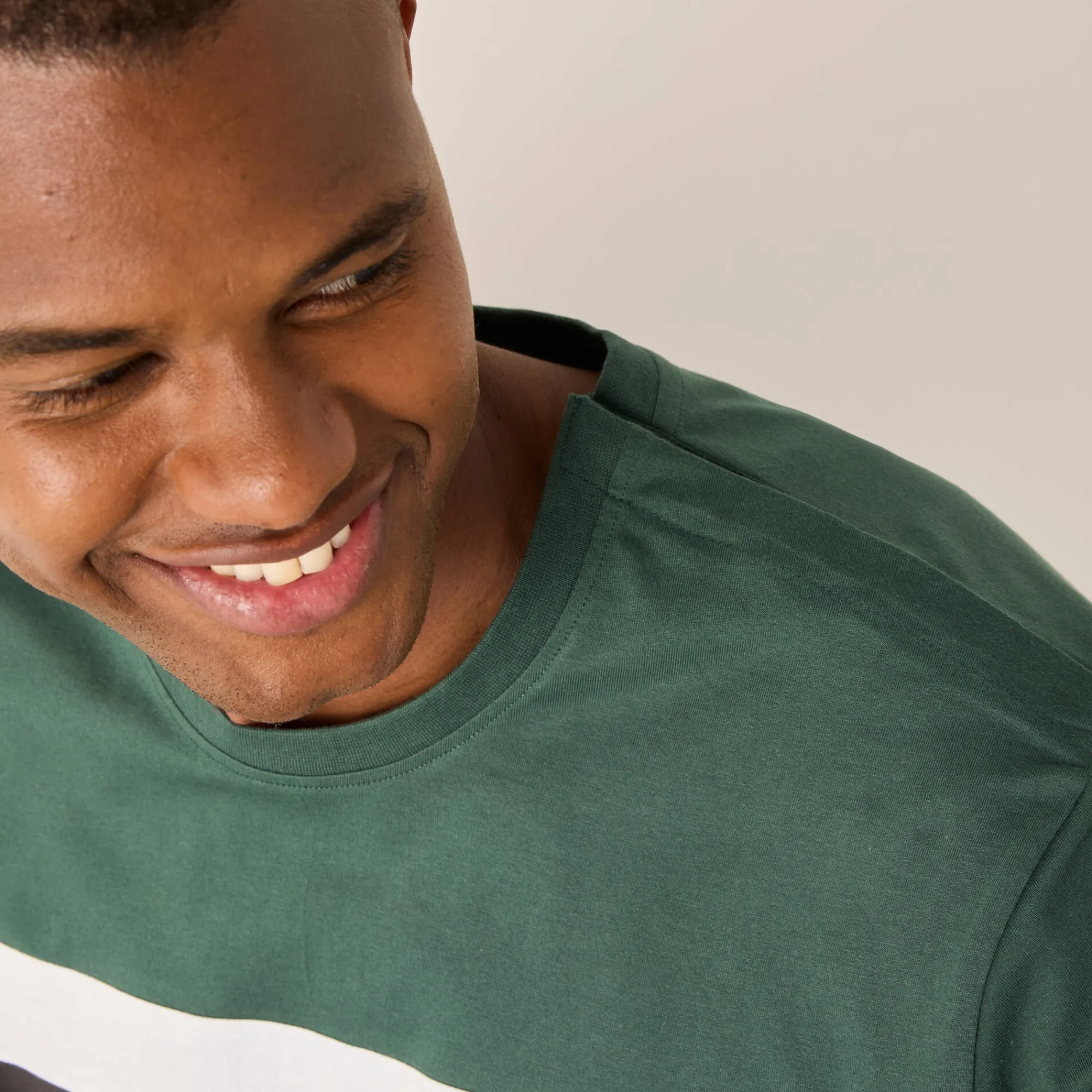 T-Shirt, Hemd En Polo<Blancheporte Praktisch T-shirt met lange mouwen en opening aan de schouder groen / antraciet