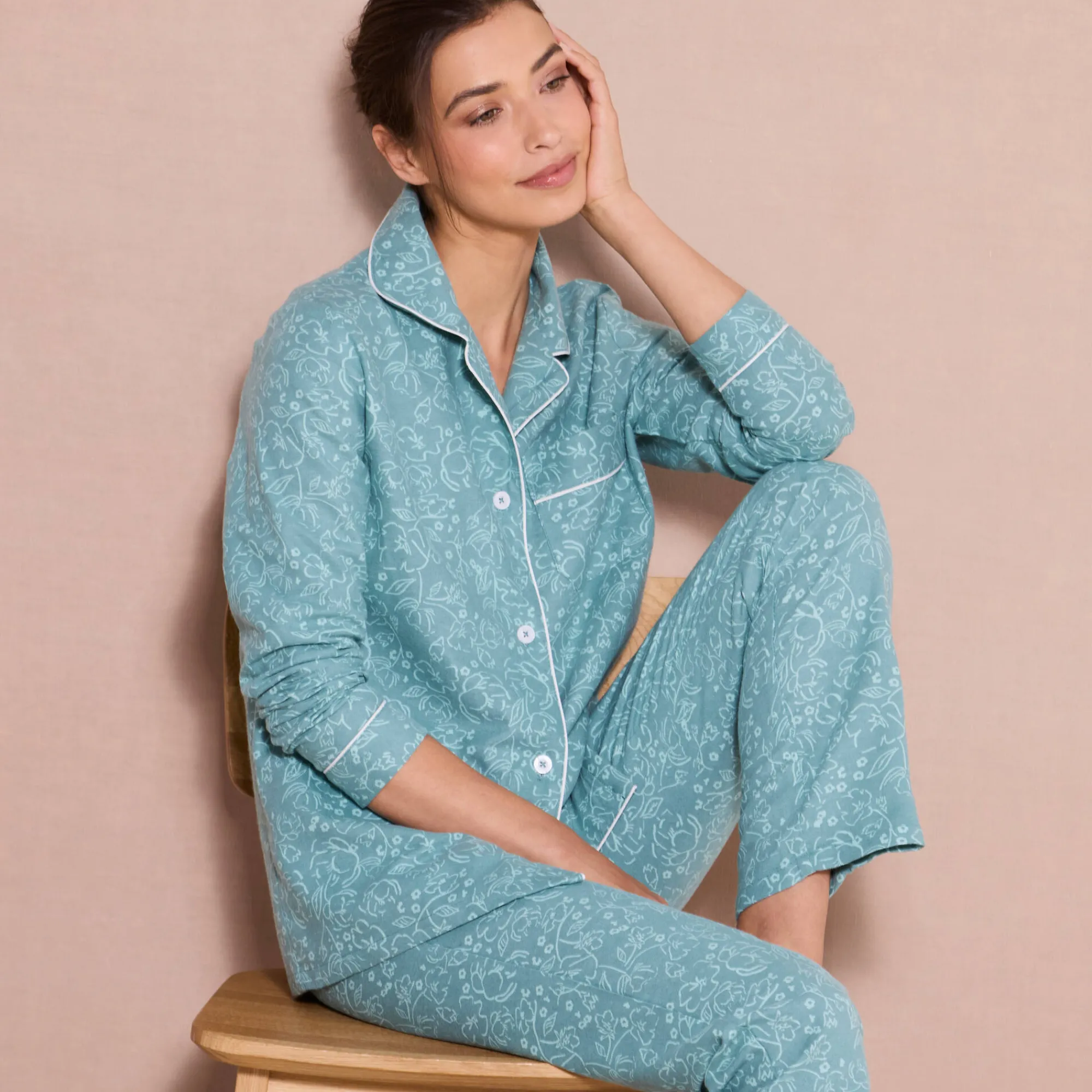 Pyjama<Blancheporte Pyjama in flanel met bloemenprint celadon