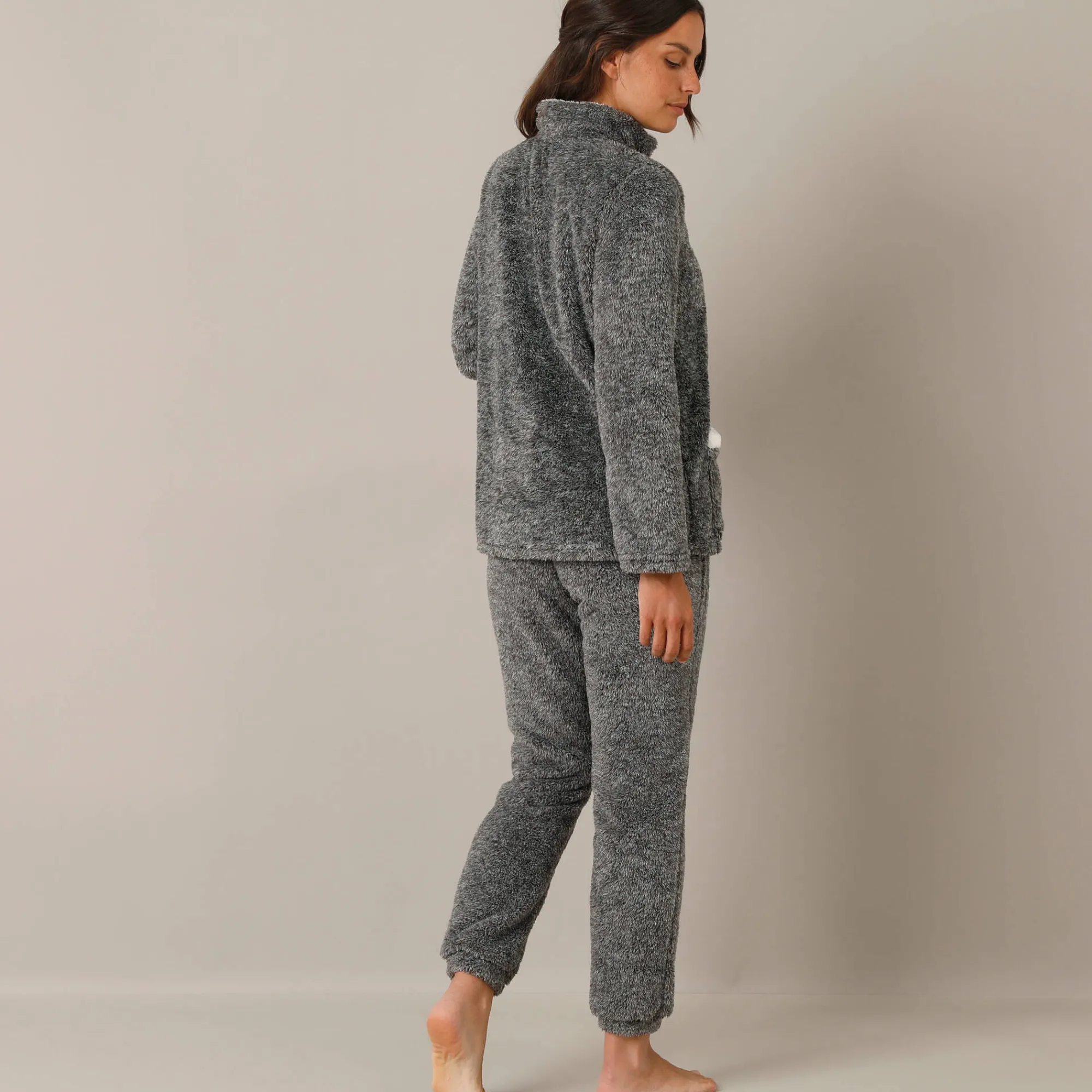 Pyjama<Blancheporte Pyjama in fleece, jasje met rits en pompons grijs / ecru