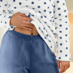 Pyjama<Blancheporte Pyjama in fleece met stippenprint, pluchetouch en lange mouwen blauw