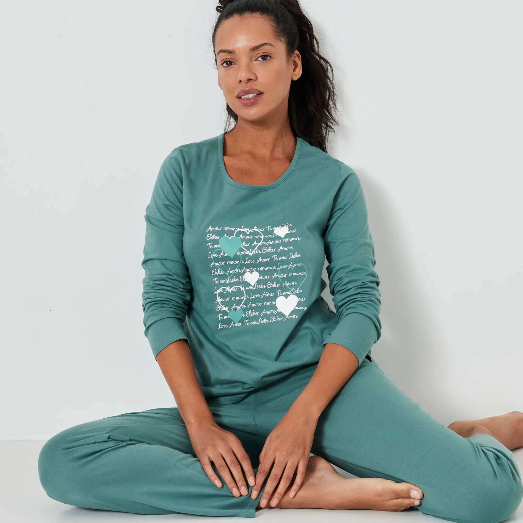 Pyjama<Blancheporte Pyjama met hartjesprint kaki