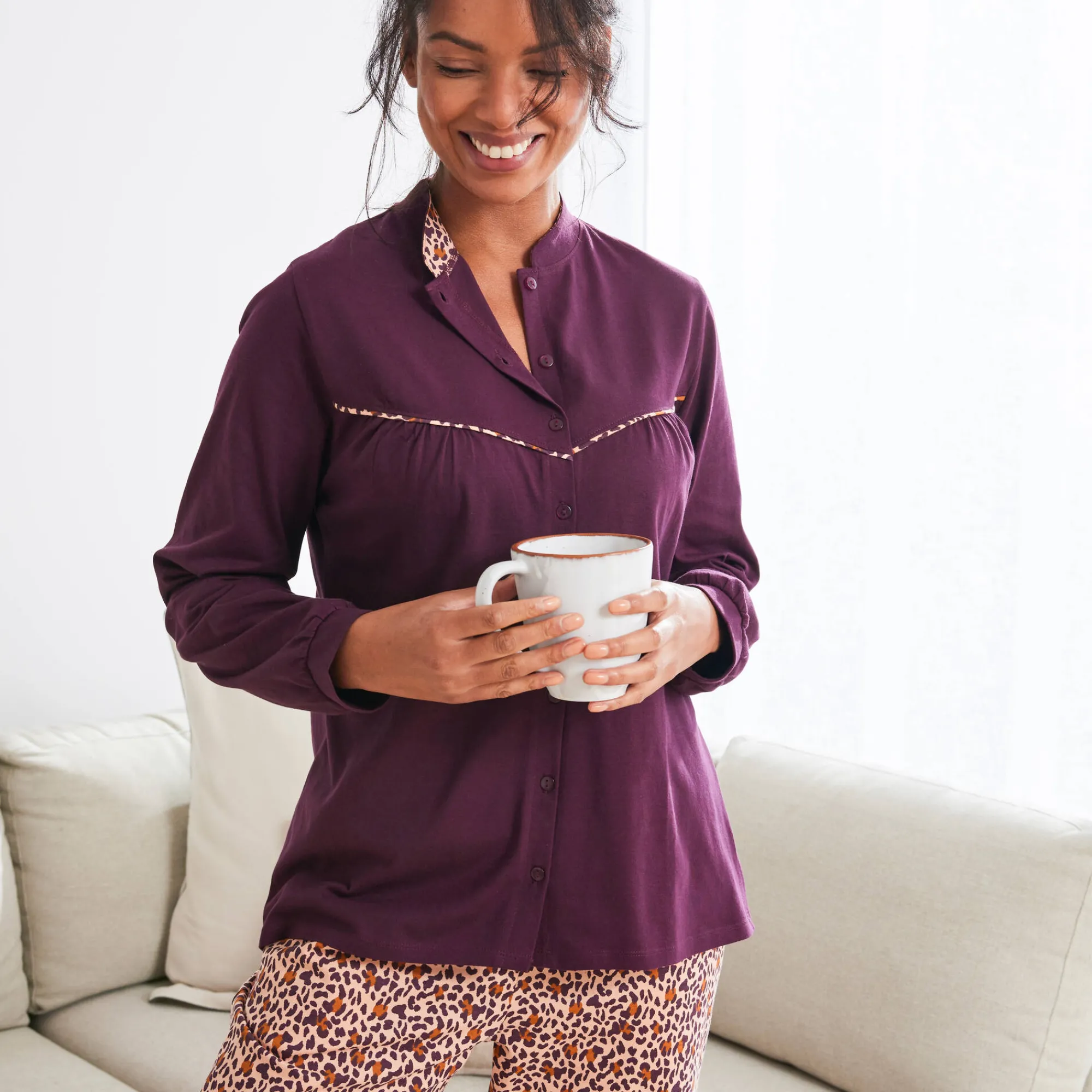 Pyjama<Blancheporte Pyjama met knopen en dierenhuidprint aubergine