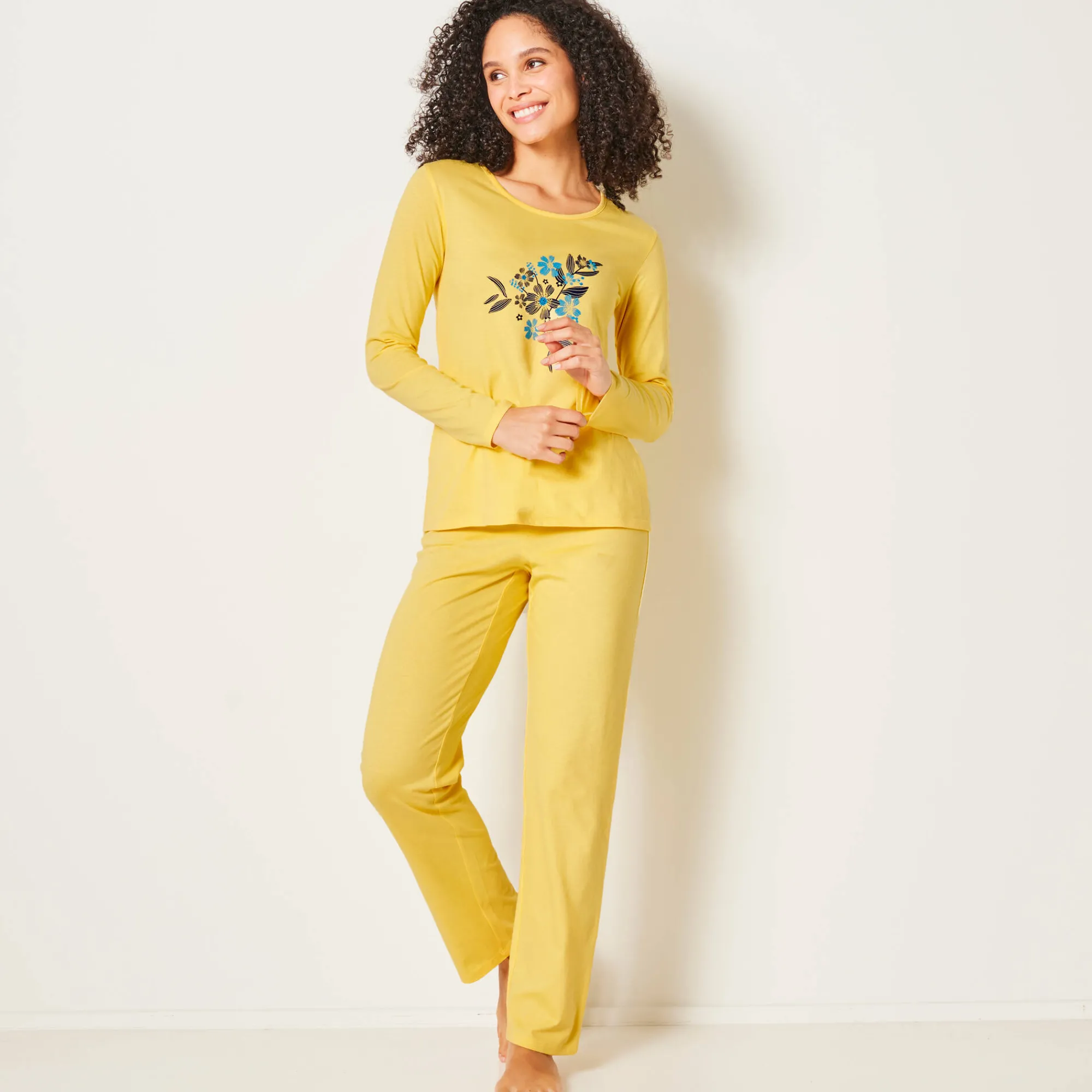 Pyjama<Blancheporte Pyjama met lange mouwen en boeketprint - katoen geel