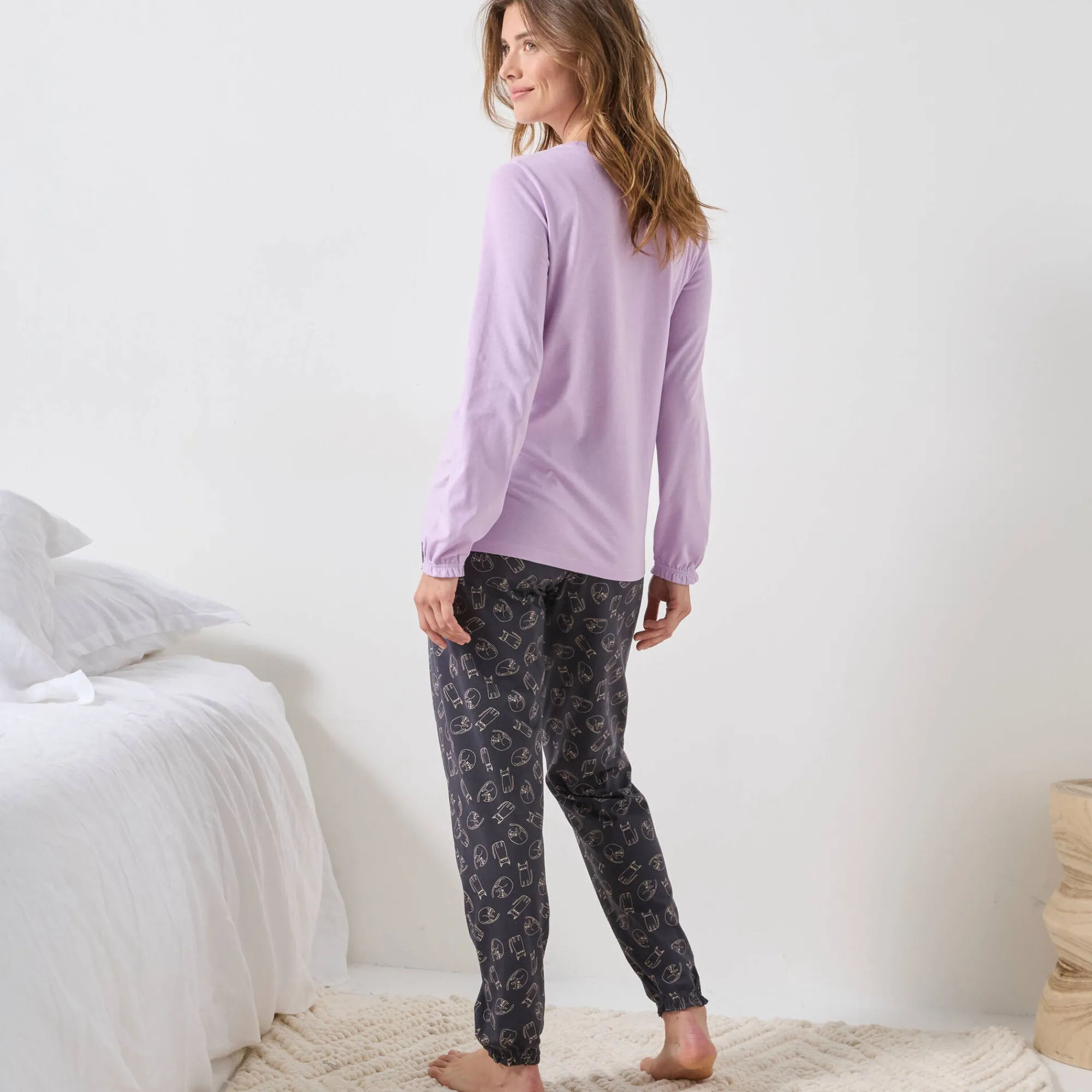 Pyjama<Blancheporte Pyjama met "poes" motief en lange strookmouwen parma / grijs