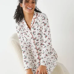 Pyjama<Blancheporte Pyjama met reverskraag en hulstprint ecru / kersenrood