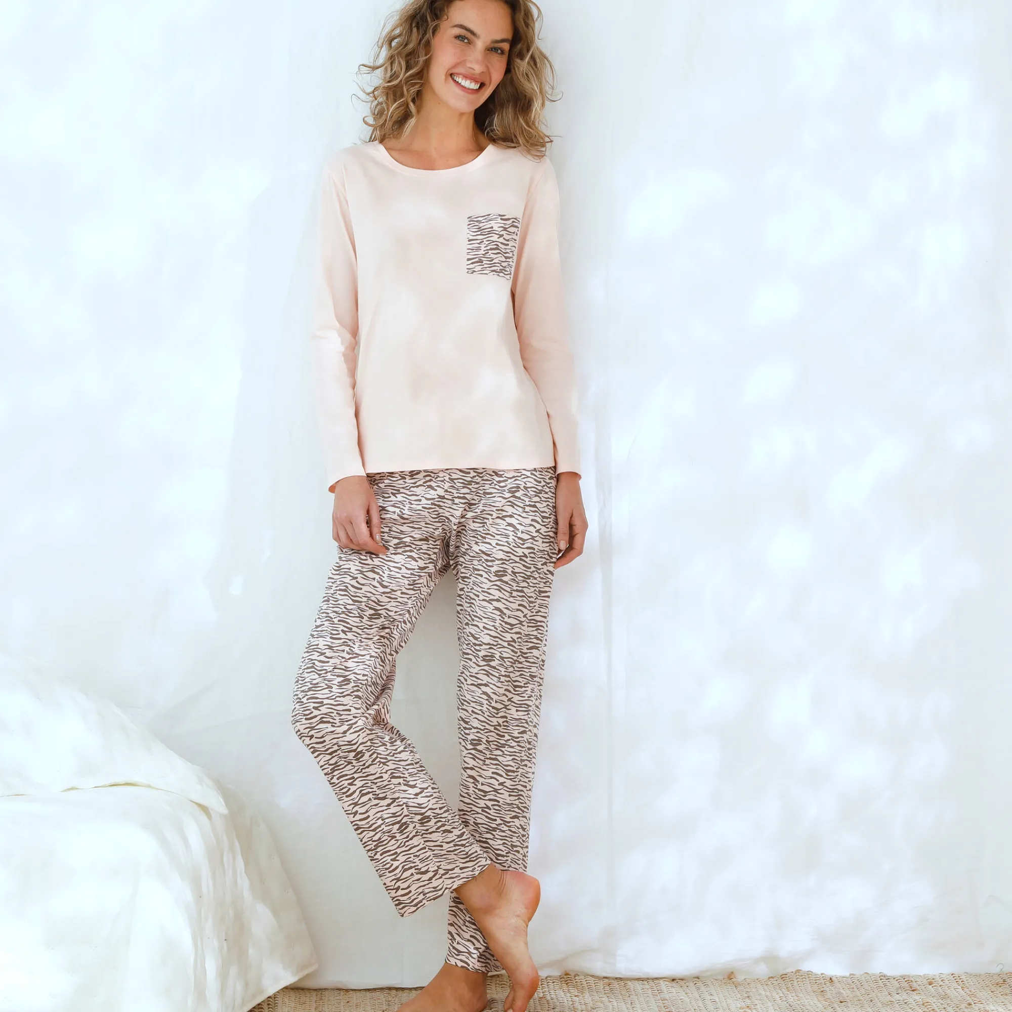 Pyjama<Blancheporte Pyjama met zebraprint roze / taupe