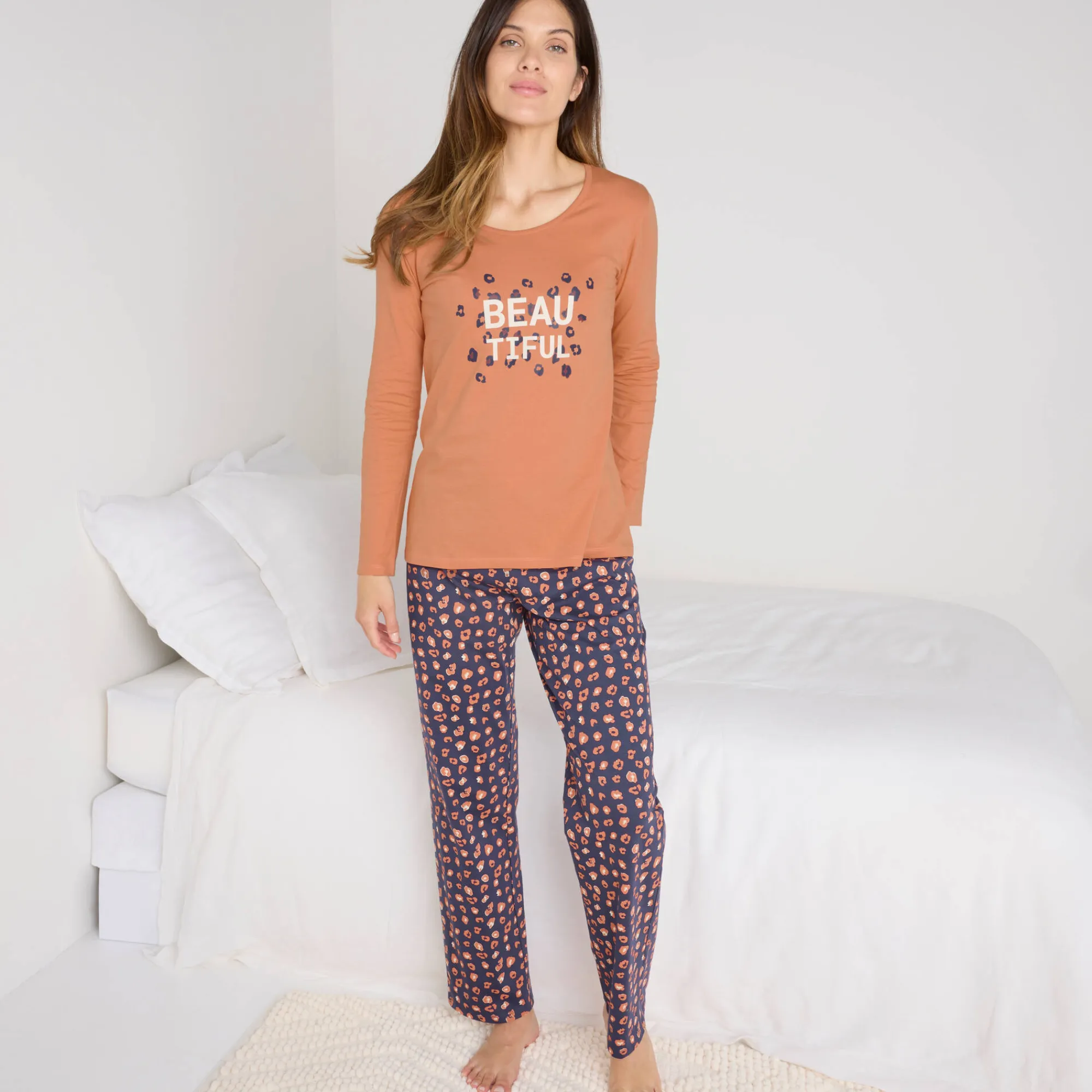 Pyjama<Blancheporte Pyjamabroek in katoen met print "Beautiful" marine / koper