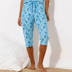 Pyjama<Blancheporte 3/4-pyjamabroek met bloemblaadjesprint blauw / ecru
