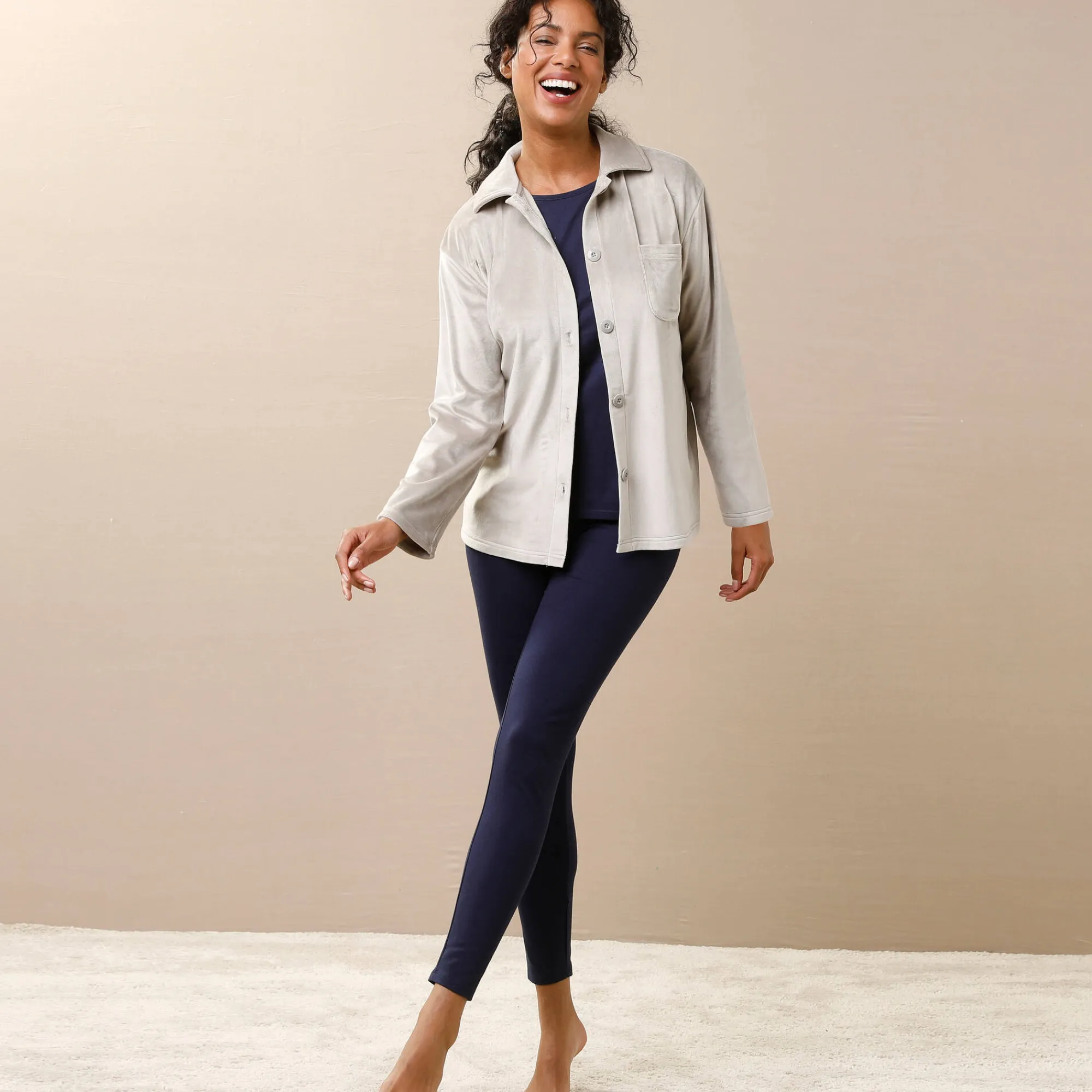 Peignoir En Kamerjas<Blancheporte Pyjamajas met knoopsluiting, geruwd velours taupe