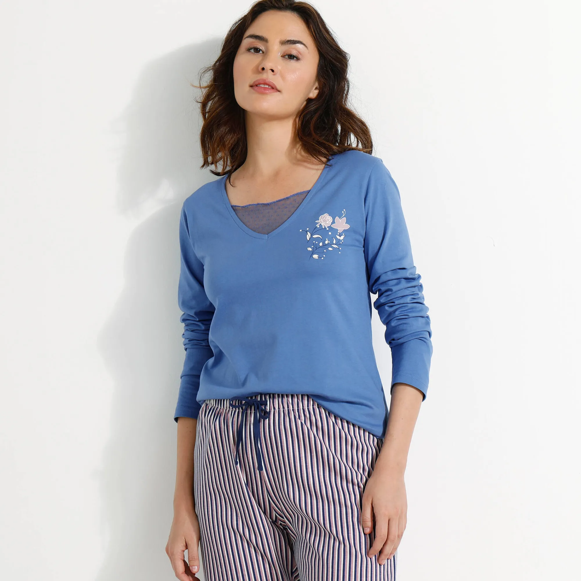 Pyjama<Blancheporte Pyjamashirt met lange mouwen en bloemenmotief jeansblauw