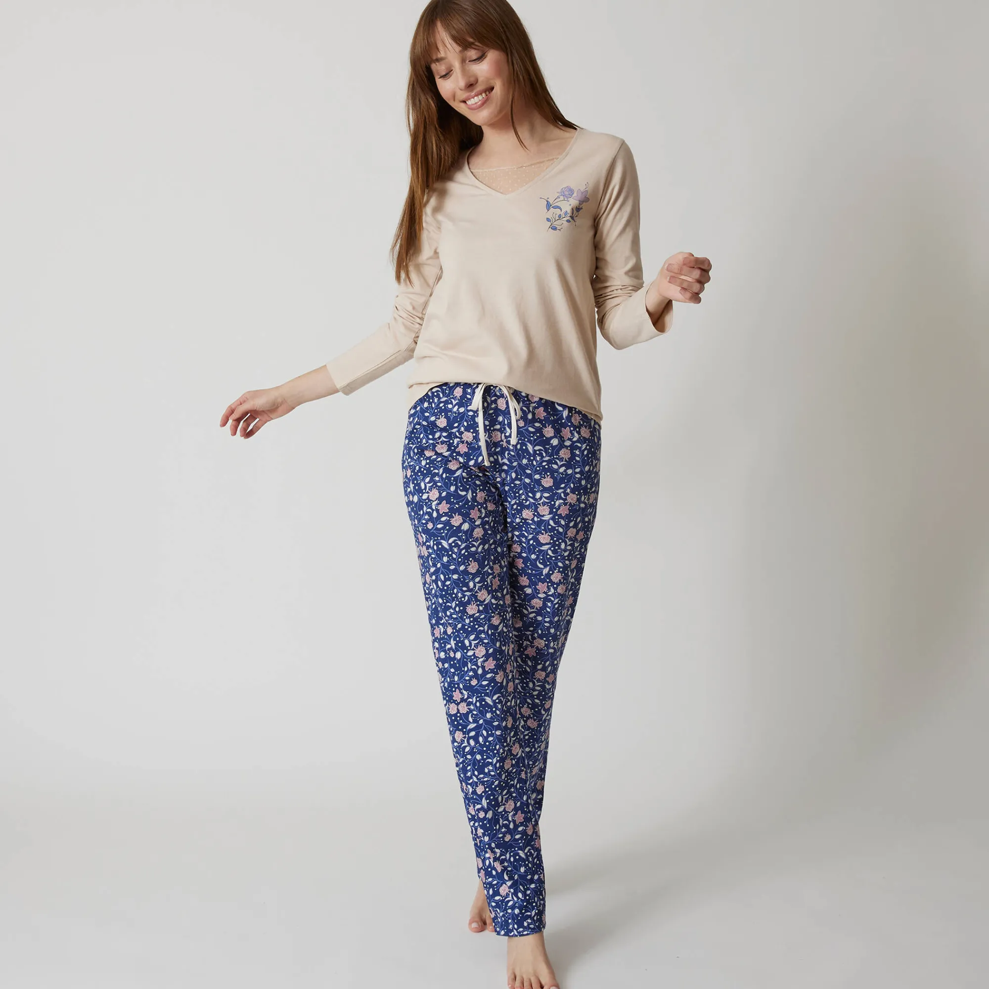 Pyjama<Blancheporte Pyjamashirt met lange mouwen en bloemenmotief zandkleur