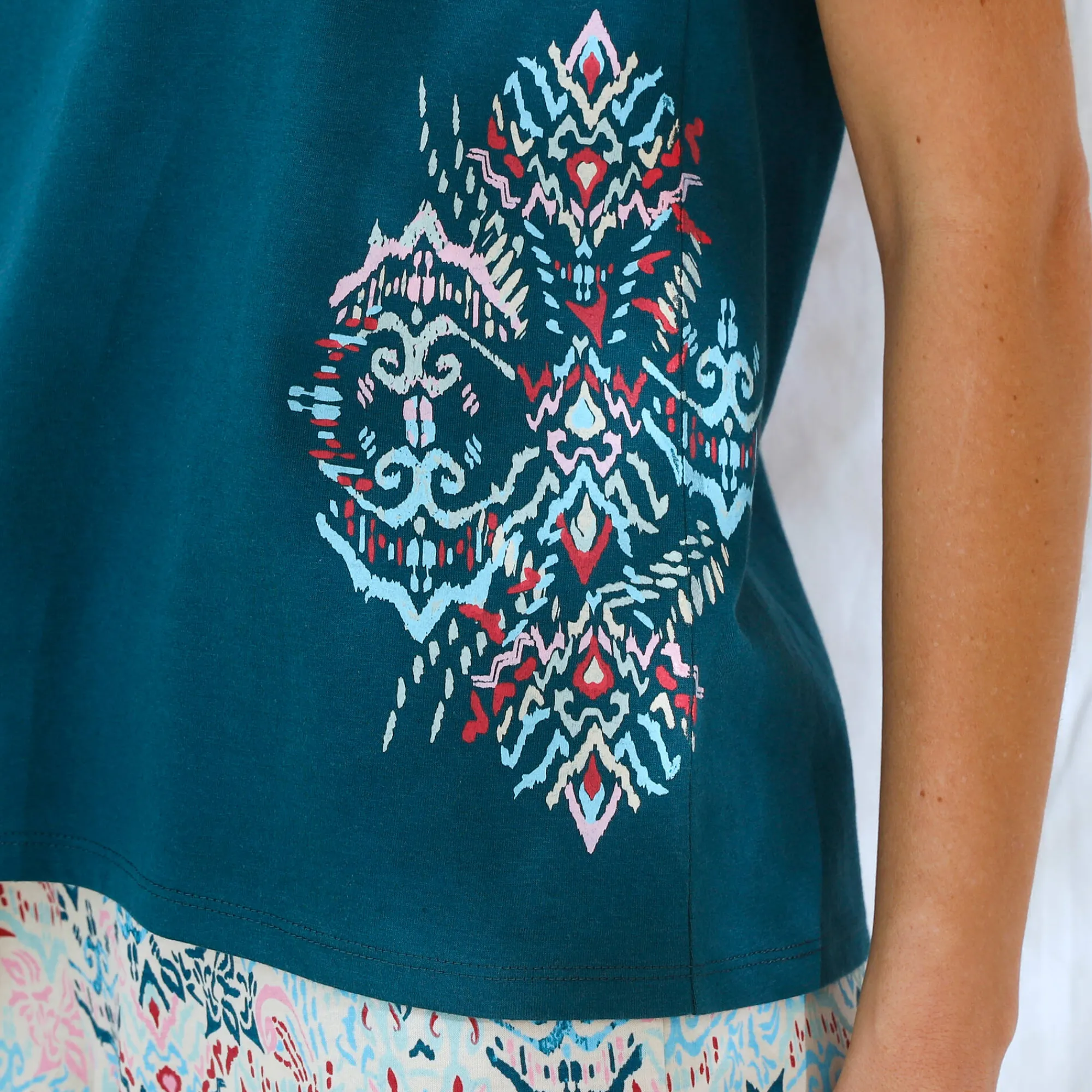 Pyjama<Blancheporte Pyjama-T-shirt met Ikat-print eendenblauw