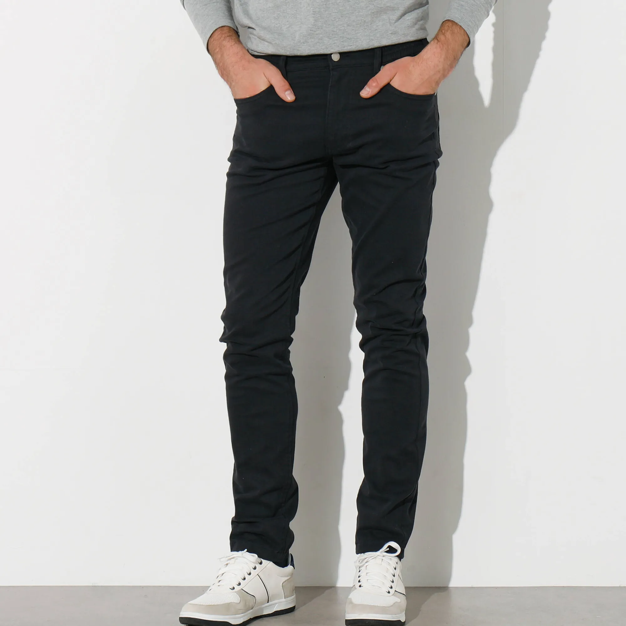 Broek<Blancheporte Rechte broek in rekbare twill zwart