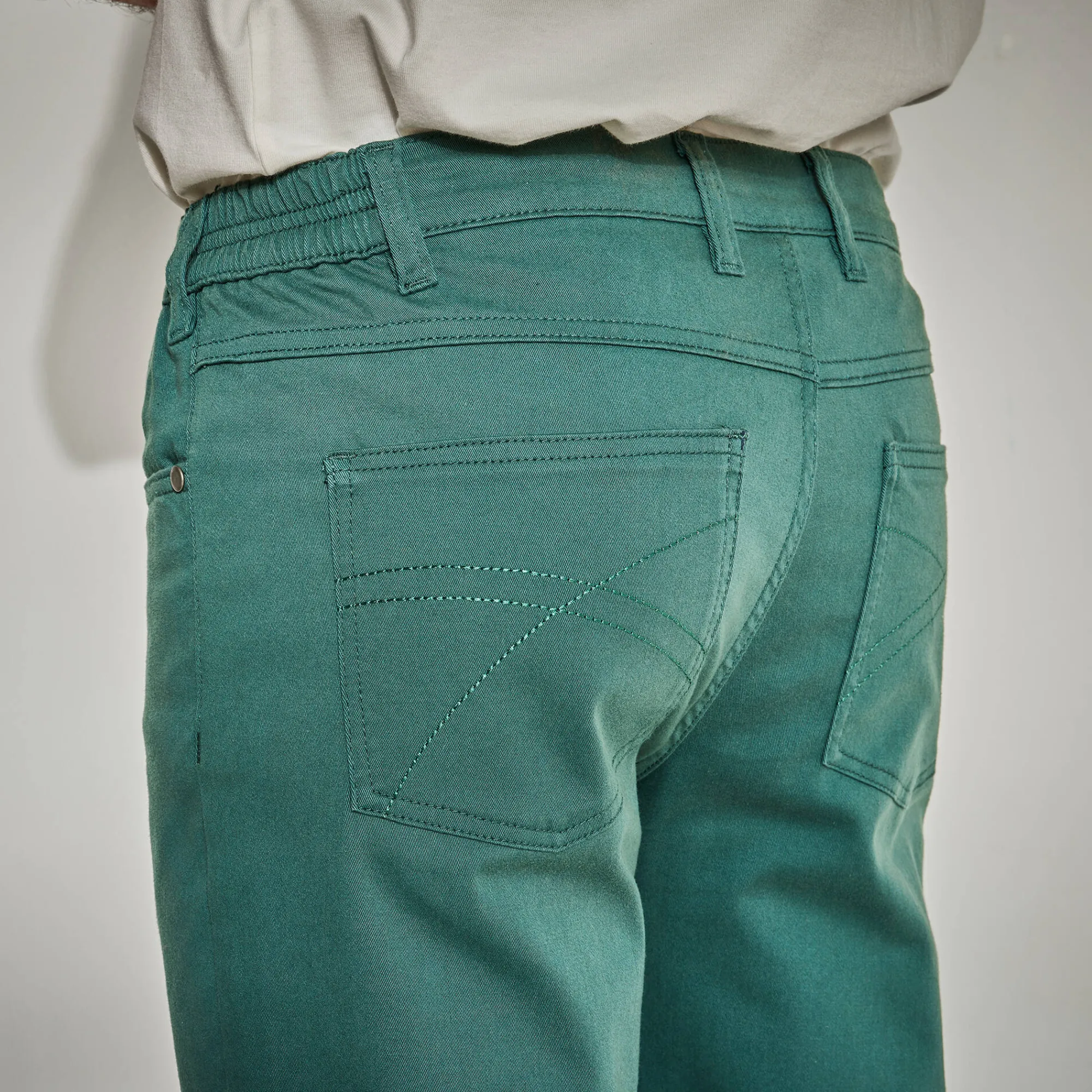 Broek<Blancheporte Rechte broek in rekbare twill dennengroen