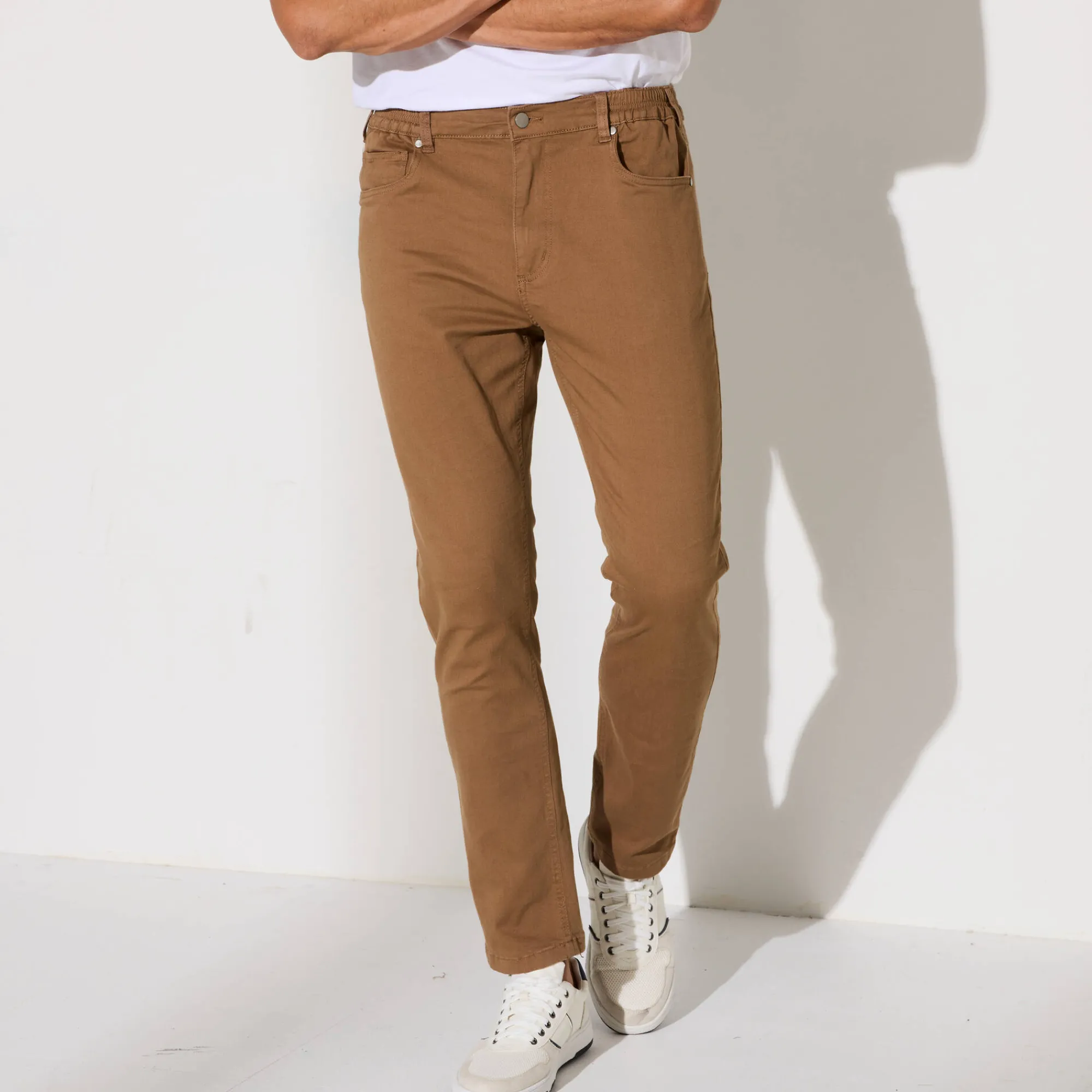 Broek<Blancheporte Rechte broek in rekbare twill lichtbruin