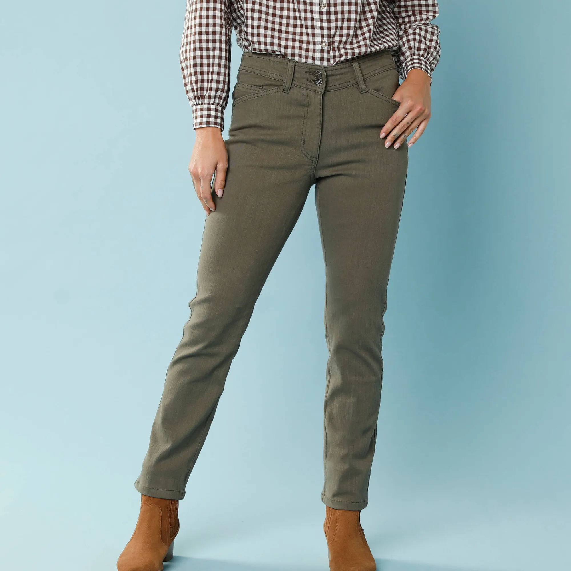 Broek<Blancheporte Rechte broek met deelnaden, kleine lengtes olijfgroen