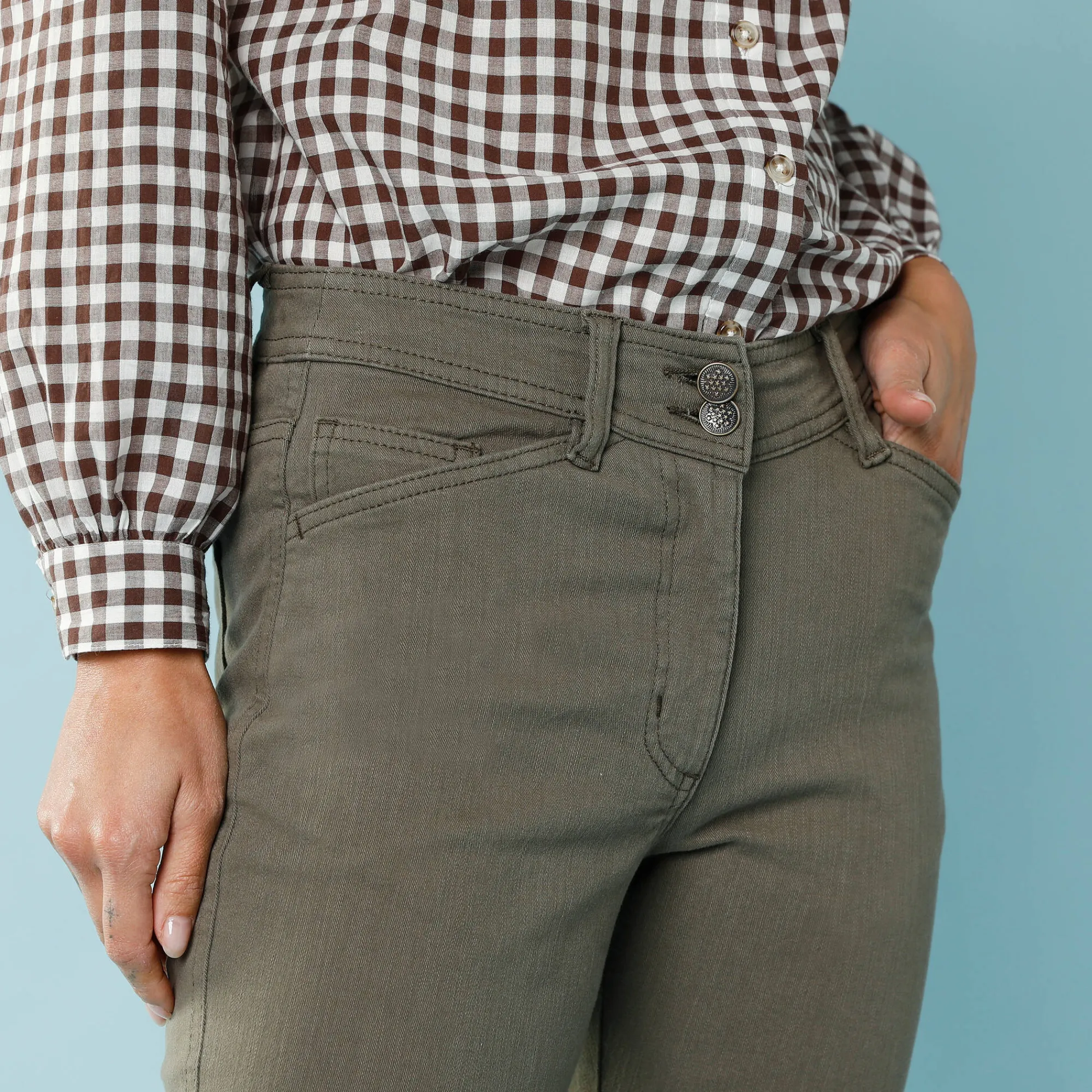 Broek<Blancheporte Rechte broek met deelnaden, kleine lengtes olijfgroen