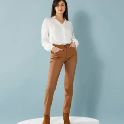 Broek<Blancheporte Rechte broek met deelnaden, speciaal voor kleine lengtes hazelnootbruin
