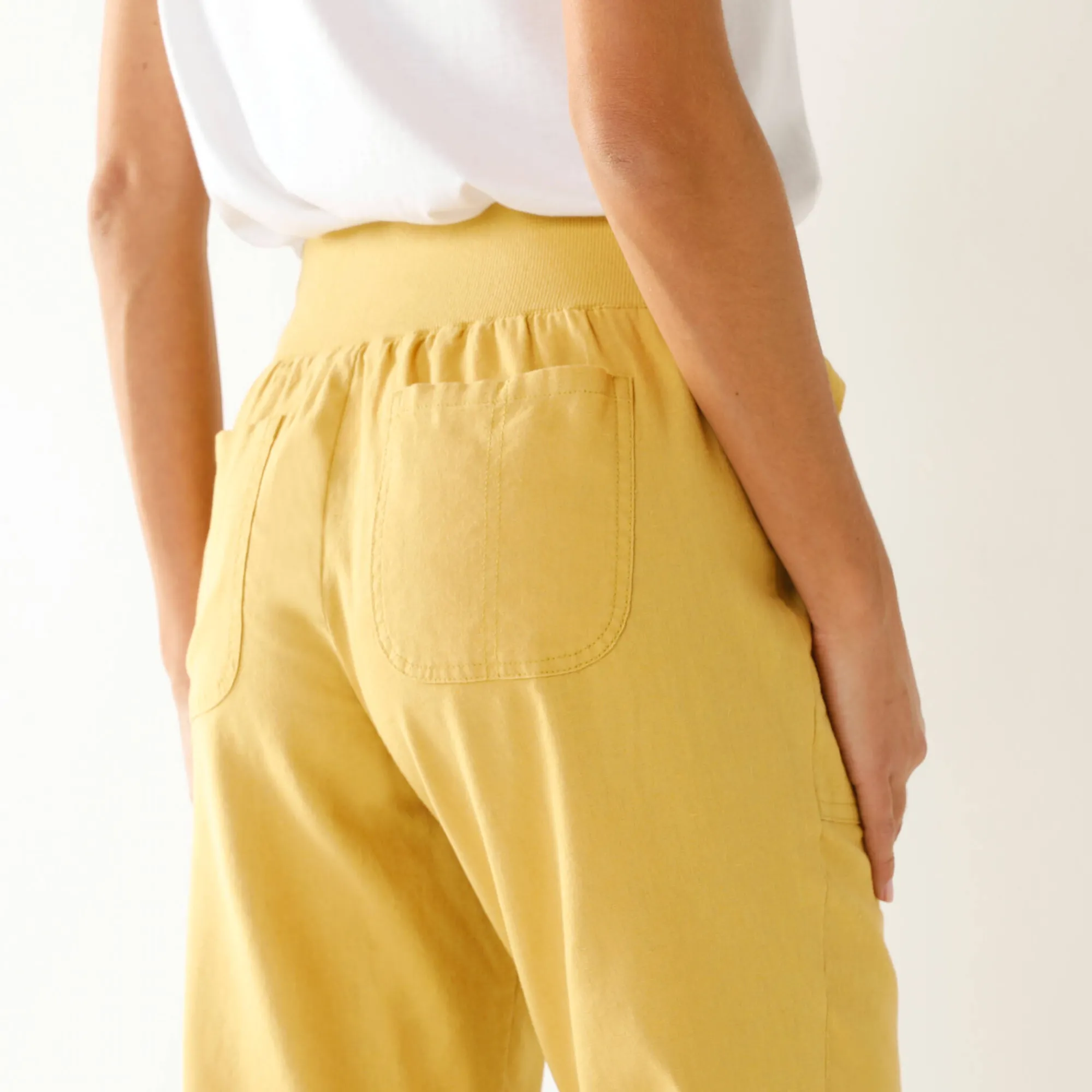 Broek<Blancheporte Rechte 7/8-broek met elastische taille, linnen/katoen oker