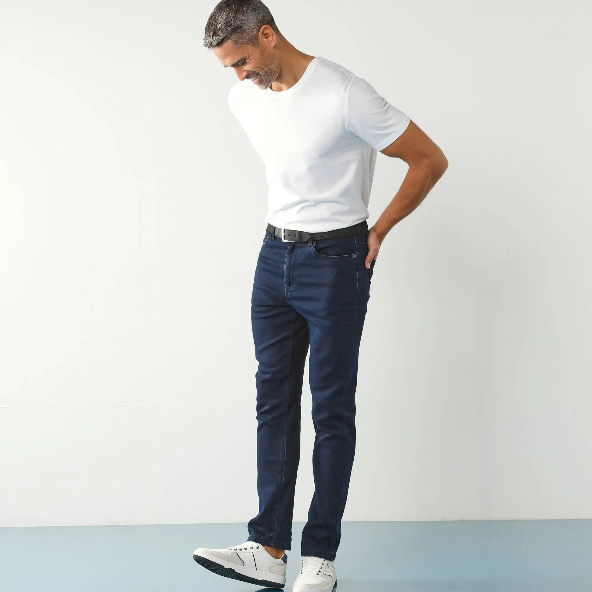 Jeans<Blancheporte Rechte jeans met 5 zakken, ultrastretch denim - L30 dark blue