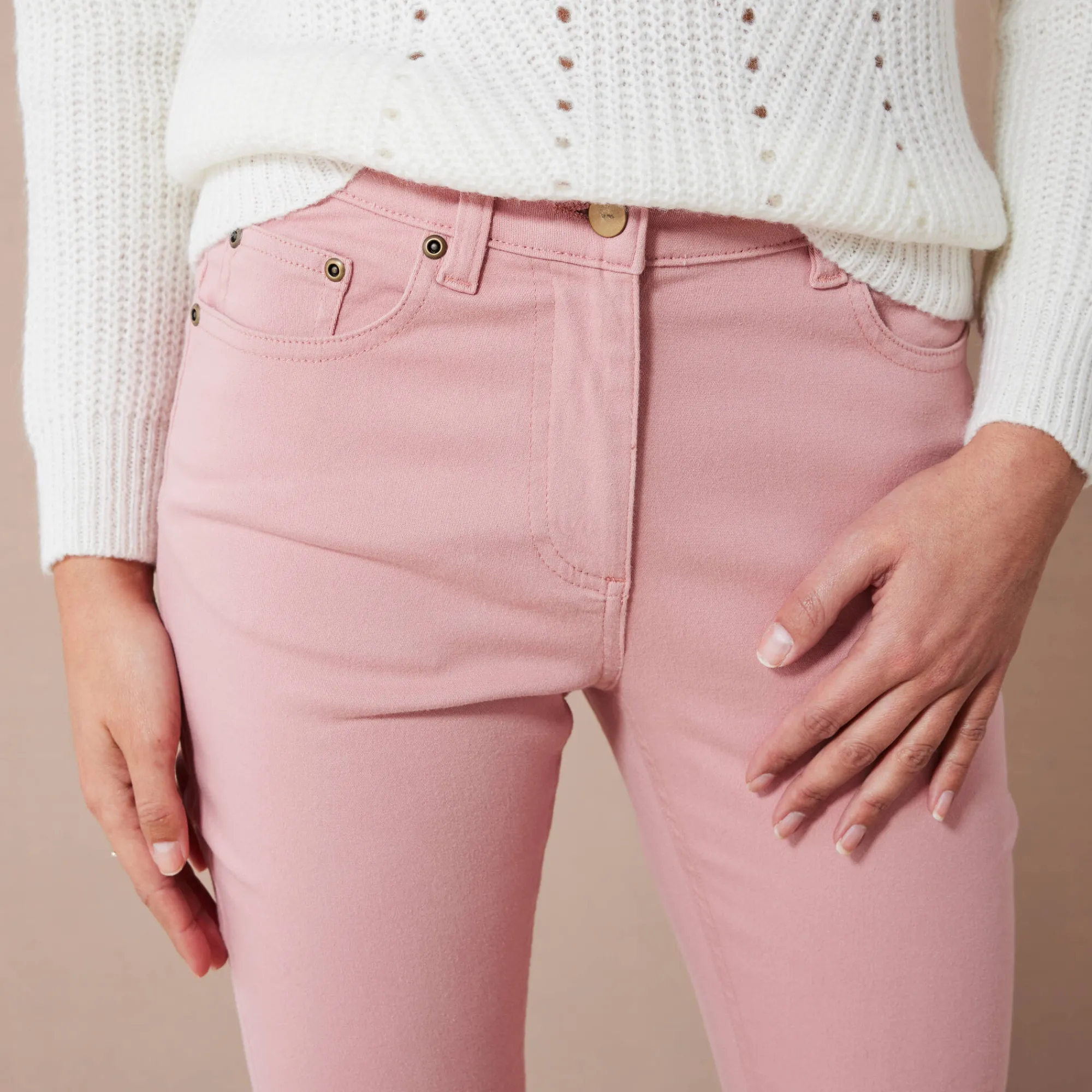 Broek<Colors&Co Rechte stretchbroek blushroze