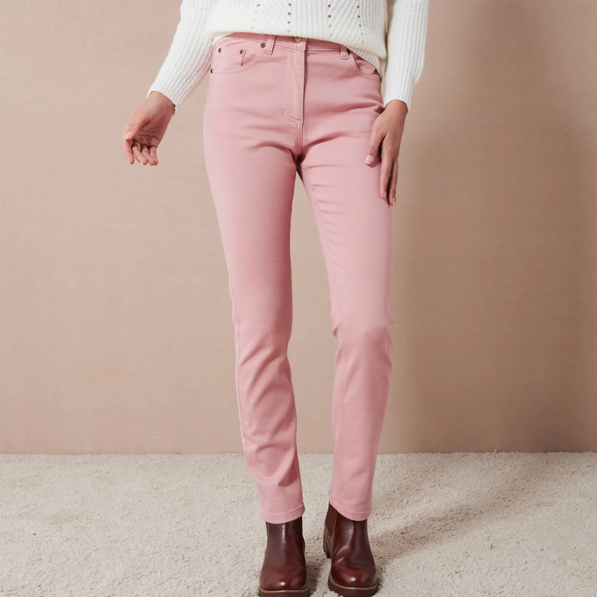 Broek<Colors&Co Rechte stretchbroek blushroze