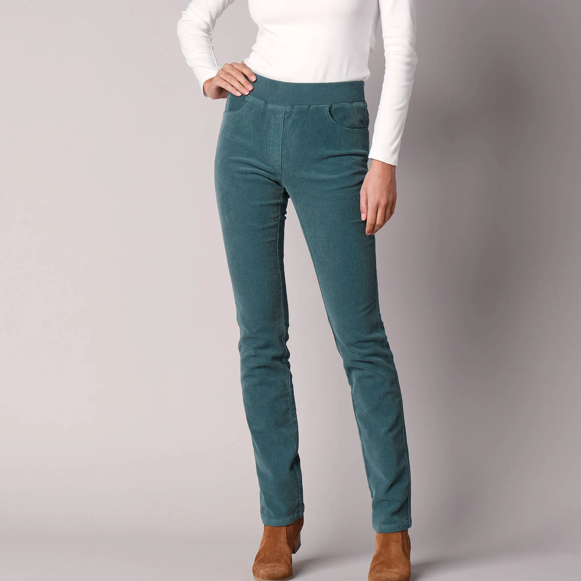 Broek<Blancheporte Rechte "ultracomfort" broek in ribfluweel grijsgroen