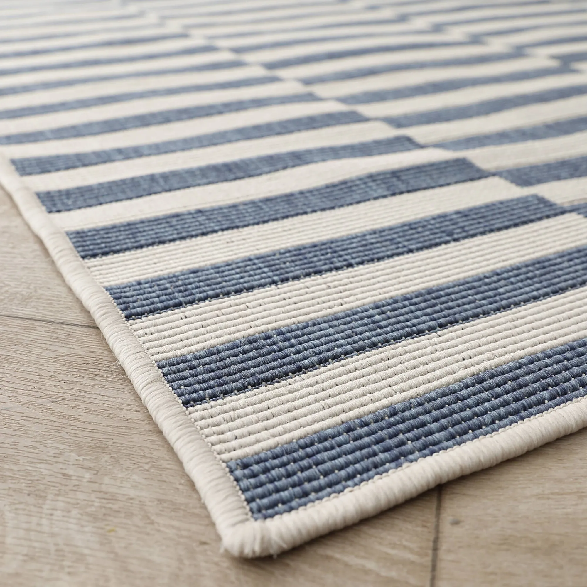 Tapijt<Blancheporte Rechthoekig tapijt met strepen blauw