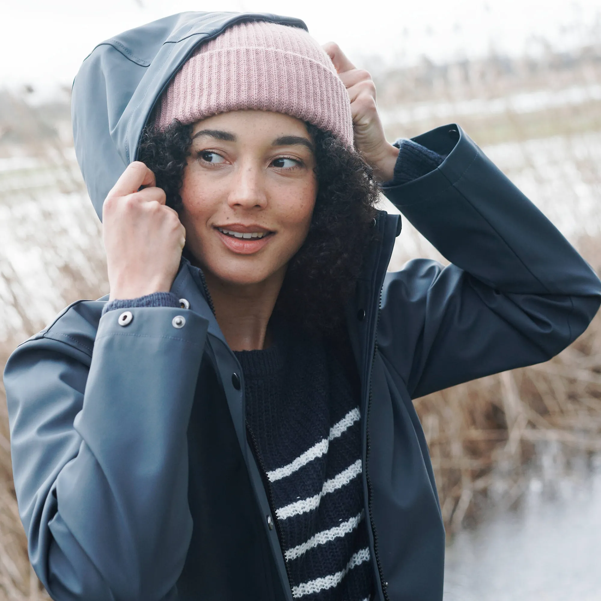 Parka En Donsjas<Blancheporte Regenjas in toile cirée van gerecycleerd polyester(**) marine