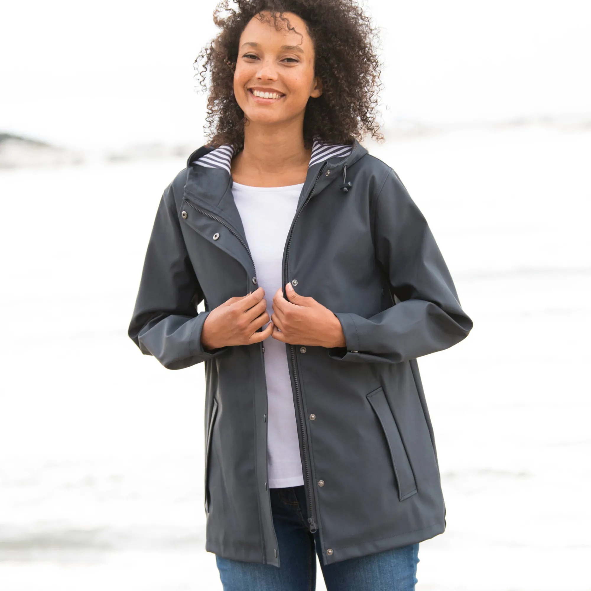 Jas En Mantel<Blancheporte Regenjas met kap marine