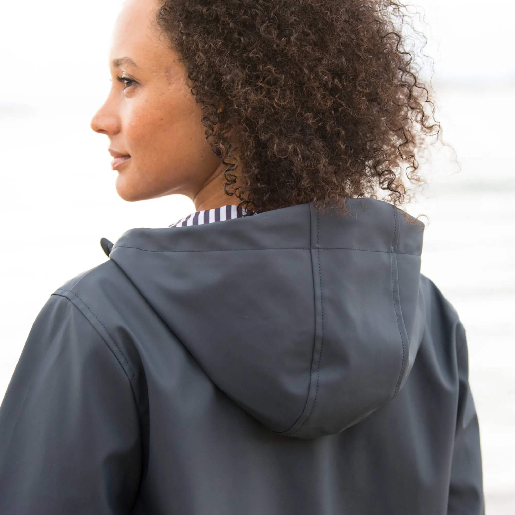 Jas En Mantel<Blancheporte Regenjas met kap marine