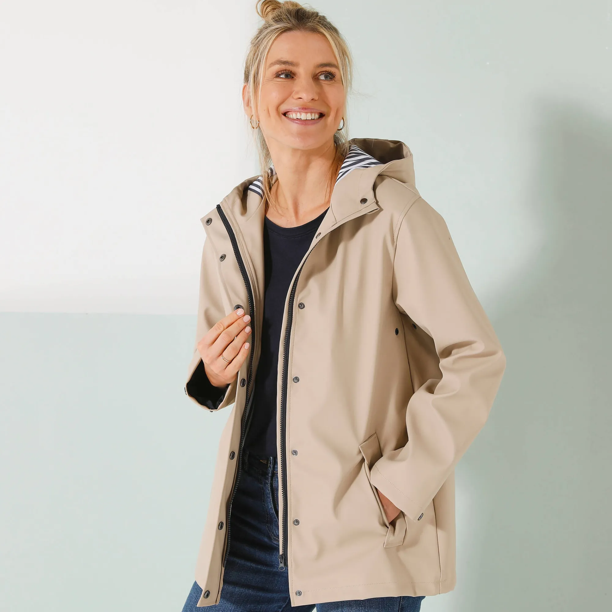 Jas En Mantel<Blancheporte Regenjas met kap beige