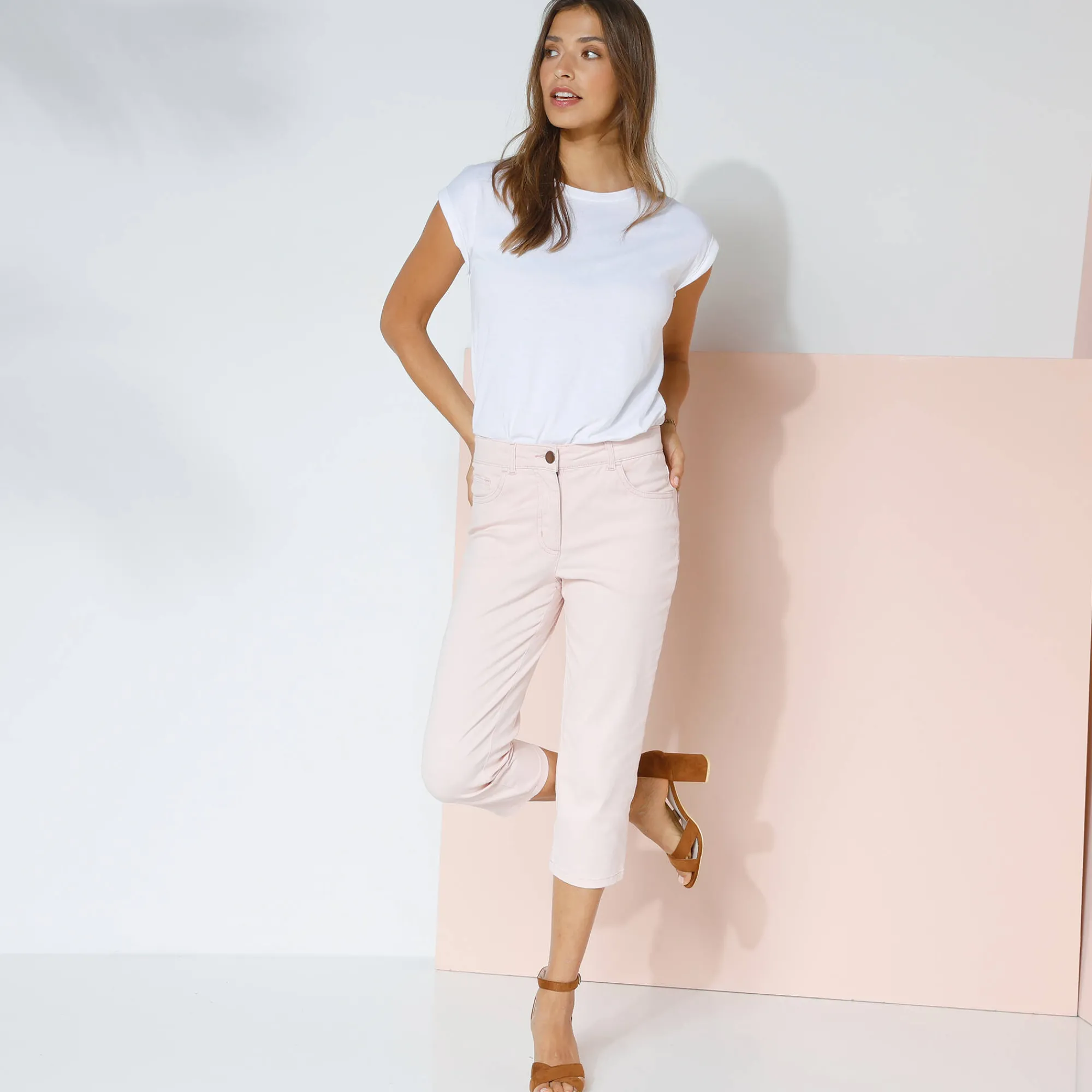 Broek<Blancheporte Rekbare 3/4-broek in rekbaar katoen met 'platte buik'-effect poederroze