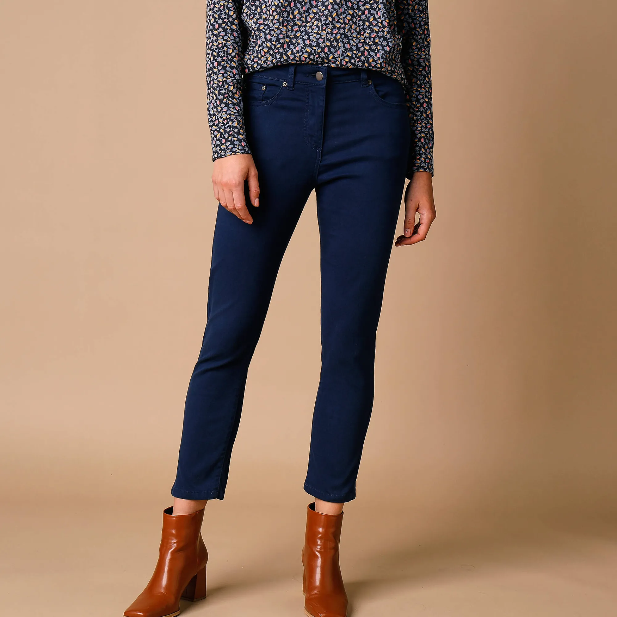 Broek<Colors&Co Rekbare 7/8-broek met nauwsluitend model marine